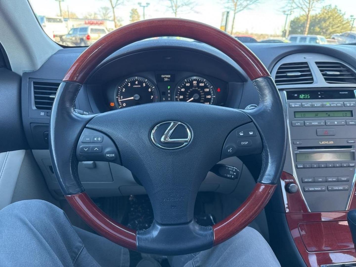 2008 Royal Ruby Metallic /Light Gray Lexus ES 350 (JTHBJ46G882) with an 3.5L V6 DOHC Dual VVT-i 24V engine, Automatic transmission, located at 8595 Washington St., Thornton, CO, 80229, (303) 287-5511, 39.852348, -104.978447 - 2008 Lexus ES FWD Light Gray Cloth.<br><br>D1 Auto NEVER charges dealer fees! All cars have clean titles and have been inspected for mechanical issues. We have financing for everyone. Good credit, bad credit, first time buyers.<br>Odometer is 7990 miles below market average!<br>Please call Lakewood - Photo#19