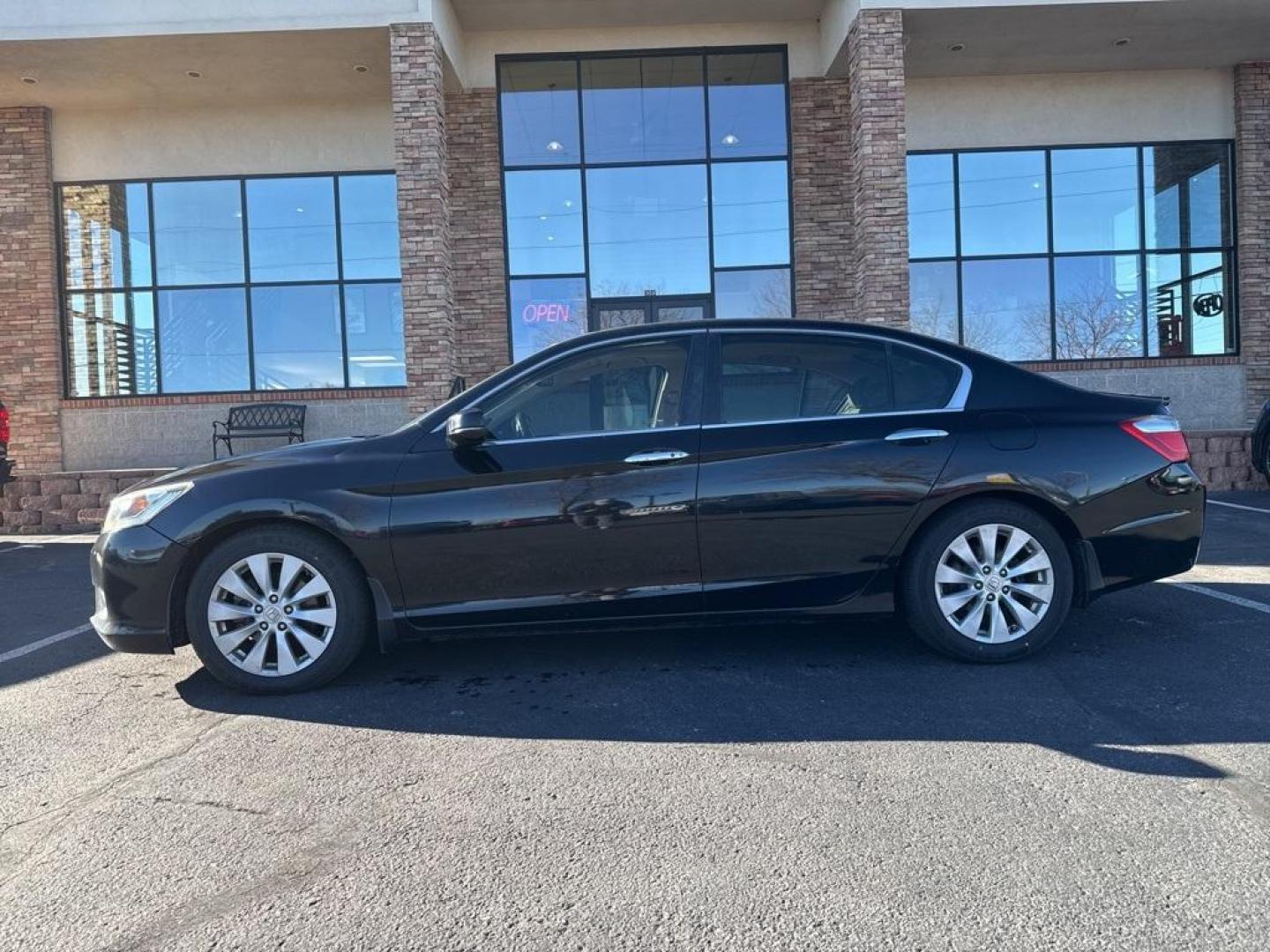 2013 Crystal Black Pearl /Parchment Honda Accord EX-L (1HGCR2F87DA) with an 2.4L I4 DOHC i-VTEC 16V engine, CVT transmission, located at 8595 Washington St., Thornton, CO, 80229, (303) 287-5511, 39.852348, -104.978447 - 2013 Honda Accord FWD FWD, Parchment Leather.<br><br>D1 Auto NEVER charges dealer fees! All cars have clean titles and have been inspected for mechanical issues. We have financing for everyone. Good credit, bad credit, first time buyers.<br><br>Please call Lakewood Location 303-274-7692 or Thornton - Photo#7