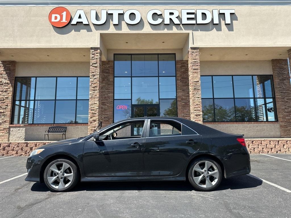 photo of 2014 Toyota Camry SE