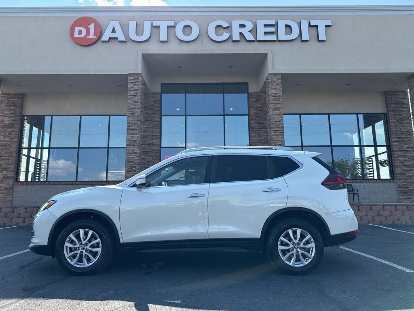 2018 Pearl White /Charcoal Nissan Rogue SV (KNMAT2MVXJP) with an 2.5L I4 DOHC 16V engine, CVT transmission, located at 8595 Washington St., Thornton, CO, 80229, (303) 287-5511, 39.852348, -104.978447 - 2018 Nissan Rogue All Wheel Drive, ONE OWNER with no accidents. Very clean inside and out, Non smoker, Non pet car. <br><br>All Cars Have Clean Titles And Are Serviced Before Sale., CarfaxOne Owner, No Accidents, Apple/Android Car Play, All Books and Keys, Backup Camera, Bluetooth/ With Bluetooth Au - Photo#0