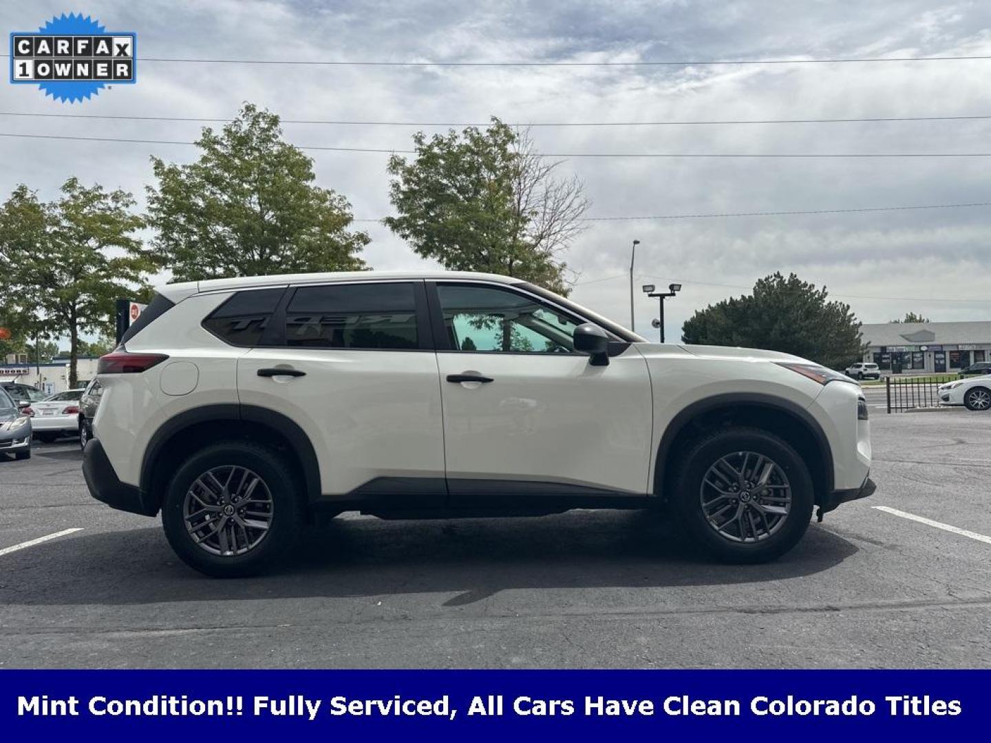 2021 Glacier White /Charcoal Nissan Rogue S (5N1AT3AB0MC) with an 2.5L I4 DOHC 16V engine, CVT transmission, located at 8595 Washington St., Thornton, CO, 80229, (303) 287-5511, 39.852348, -104.978447 - 2021 Nissan Rogue One Owner, This car still smells new and has 2 keys and owners manuals. You wont find one in better condition. All Wheel Drive, backup camera with backup sensors, Apple/Android CarPlay ,New Tires and ready for Colorado! Excellent condition inside and out. <br><br>All Cars Have Clea - Photo#4