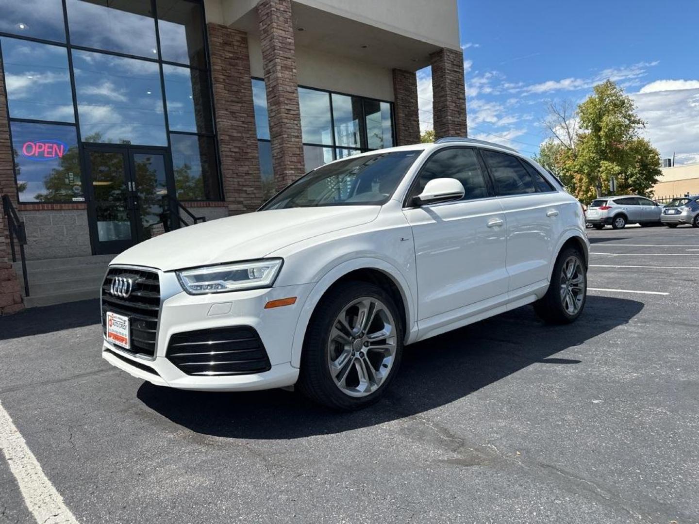 2018 Cortina White /Black Audi Q3 2.0T Premium Plus (WA1JCCFSXJR) with an 2.0L 4-Cylinder TFSI engine, Automatic transmission, located at 8595 Washington St., Thornton, CO, 80229, (303) 287-5511, 39.852348, -104.978447 - 2018 Audi Q3 Premium Plus, All Wheel Drive. This one is fully serviced including new tires. Veryclean inside and out showing pride of ownership. <br>All Cars Have Clean Titles And Are Serviced Before Sale., Clean Carfax, No Accident, Apple/Android Car Play, New Tires, Blind Spot Monitoring, Backup C - Photo#1