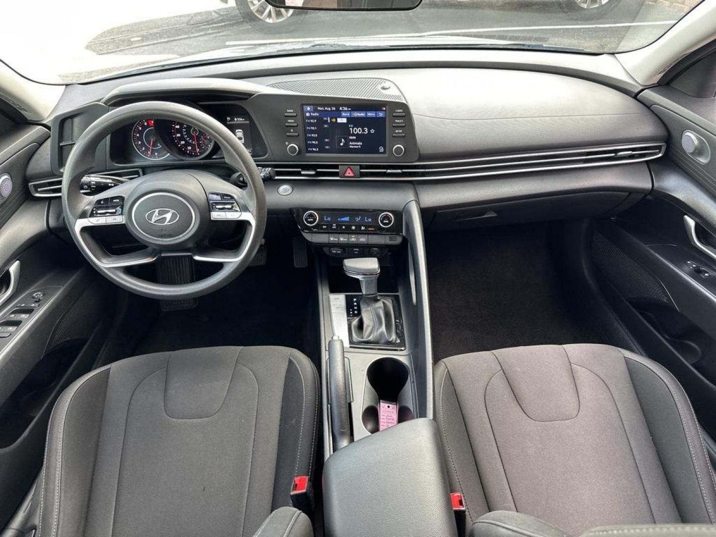 2021 Shimmering Silver Pearl /Black Hyundai Elantra SEL (5NPLM4AG9MH) with an 2.0L 4-Cylinder DOHC 16V engine, CVT transmission, located at 8595 Washington St., Thornton, CO, 80229, (303) 287-5511, 39.852348, -104.978447 - 2021 Hyundai Elantra One Owner, SEL loaded with, blind spot detection, Apple/Android Carplay, Lane departure warning, push button start and excellent fuel economy. <br><br>All Cars Have Clean Titles And Are Serviced Before Sale., CarfaxOne Owner, No Accidents, Apple/Android Car Play, Backup Camera, - Photo#9