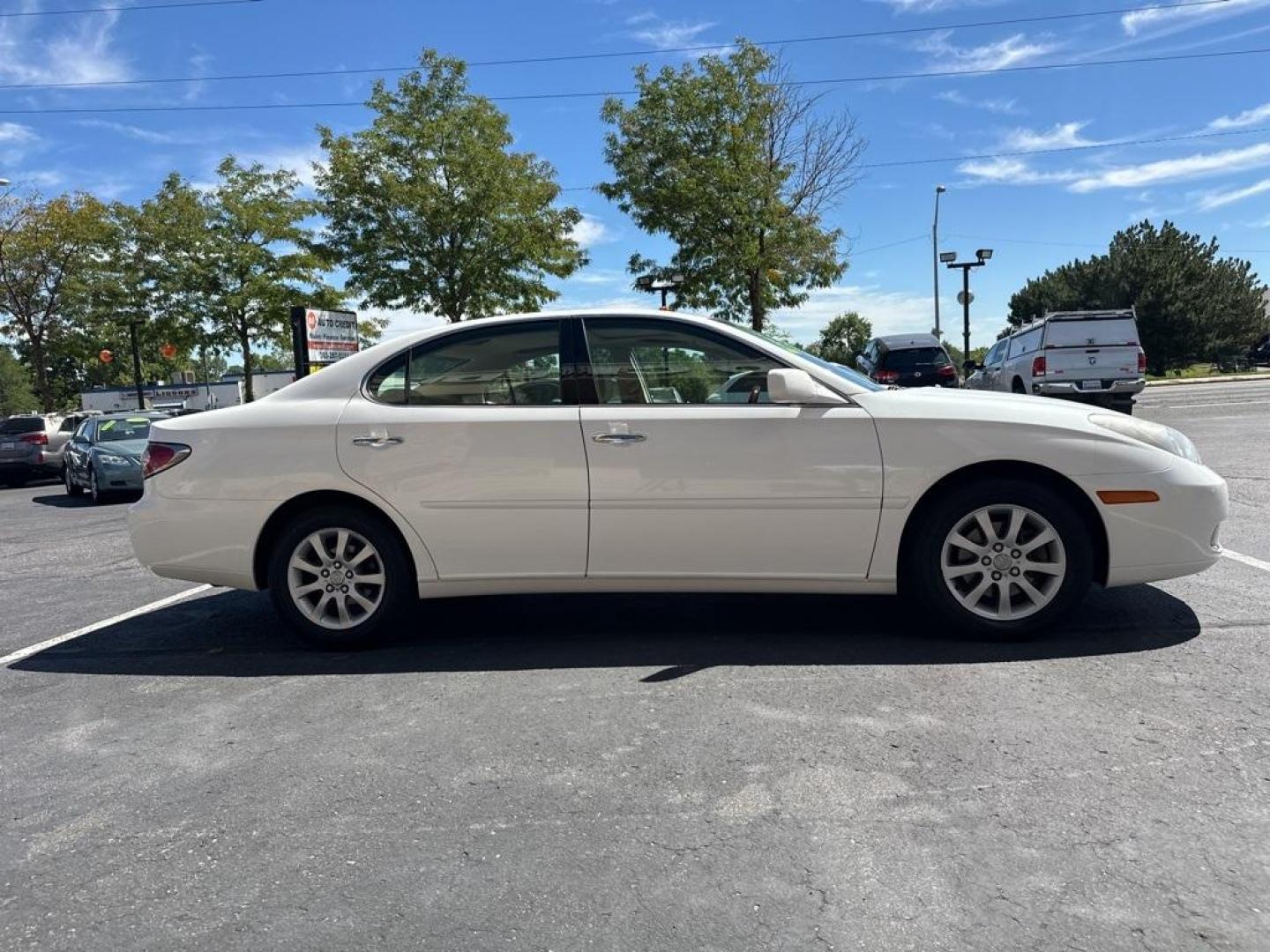 2004 White Lexus ES 330 (JTHBA30G245) with an 3.3L V6 SMPI DOHC engine, Automatic transmission, located at 8595 Washington St., Thornton, CO, 80229, (303) 287-5511, 39.852348, -104.978447 - 2004 Lexus ES<br><br>D1 Auto NEVER charges dealer fees! All cars have clean titles and have been inspected for mechanical issues. We have financing for everyone. Good credit, bad credit, first time buyers.<br>CARFAX One-Owner.<br>Please call Lakewood Location 303-274-7692 or Thornton 303-287-5511 to - Photo#2