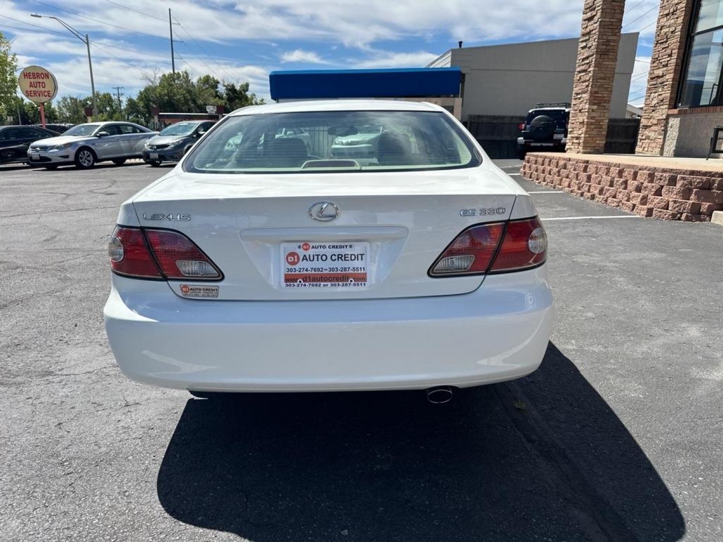 2004 White Lexus ES 330 (JTHBA30G245) with an 3.3L V6 SMPI DOHC engine, Automatic transmission, located at 8595 Washington St., Thornton, CO, 80229, (303) 287-5511, 39.852348, -104.978447 - 2004 Lexus ES<br><br>D1 Auto NEVER charges dealer fees! All cars have clean titles and have been inspected for mechanical issues. We have financing for everyone. Good credit, bad credit, first time buyers.<br>CARFAX One-Owner.<br>Please call Lakewood Location 303-274-7692 or Thornton 303-287-5511 to - Photo#4