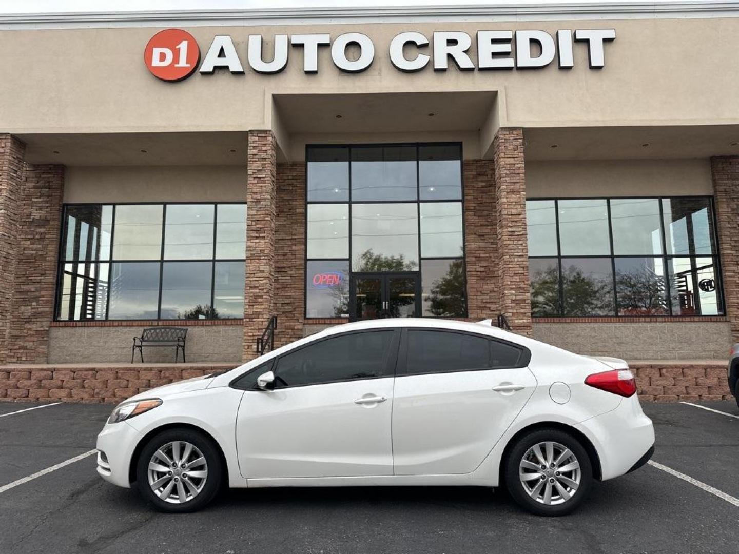 2016 Snow White Pearl /Gray Kia Forte LX (KNAFX4A64G5) with an 1.8L I4 DOHC Dual CVVT engine, Automatic transmission, located at 8595 Washington St., Thornton, CO, 80229, (303) 287-5511, 39.852348, -104.978447 - 2016 Kia Forte<br><br>D1 Auto NEVER charges dealer fees! All cars have clean titles and have been inspected for mechanical issues. We have financing for everyone. Good credit, bad credit, first time buyers.<br><br>Please call Lakewood Location 303-274-7692 or Thornton 303-287-5511 to schedule a test - Photo#0