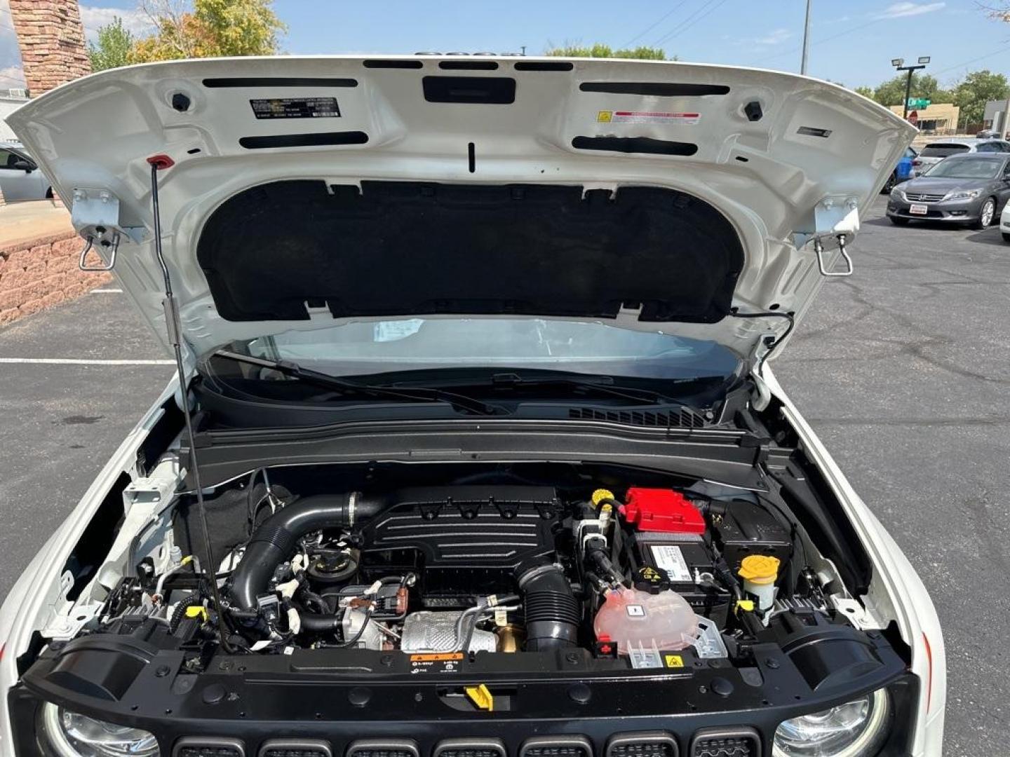 2020 Alpine White Clearcoat /Black Jeep Renegade Limited (ZACNJBB12LP) with an 1.3L I4 engine, Automatic transmission, located at 8595 Washington St., Thornton, CO, 80229, (303) 287-5511, 39.852348, -104.978447 - 2020 Jeep Renegade<br><br>D1 Auto NEVER charges dealer fees! All cars have clean titles and have been inspected for mechanical issues. We have financing for everyone. Good credit, bad credit, first time buyers.<br>CARFAX One-Owner.<br>Please call Lakewood Location 303-274-7692 or Thornton 303-287-55 - Photo#0