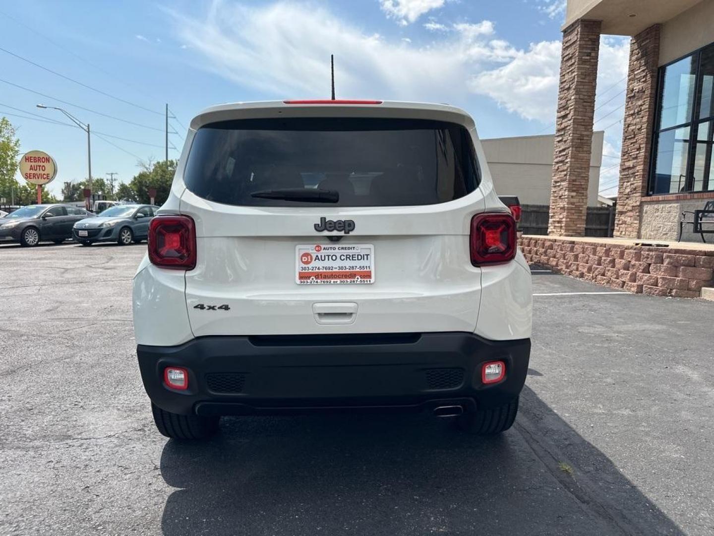 2020 Alpine White Clearcoat /Black Jeep Renegade Limited (ZACNJBB12LP) with an 1.3L I4 engine, Automatic transmission, located at 8595 Washington St., Thornton, CO, 80229, (303) 287-5511, 39.852348, -104.978447 - 2020 Jeep Renegade<br><br>D1 Auto NEVER charges dealer fees! All cars have clean titles and have been inspected for mechanical issues. We have financing for everyone. Good credit, bad credit, first time buyers.<br>CARFAX One-Owner.<br>Please call Lakewood Location 303-274-7692 or Thornton 303-287-55 - Photo#7