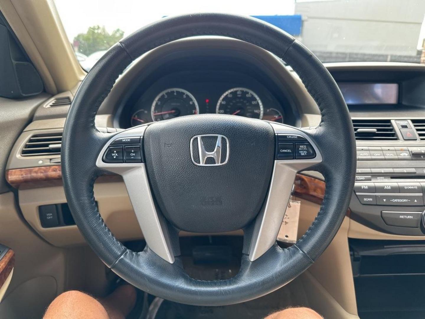 2008 White Honda Accord EX-L (1HGCP36828A) with an 3.5L V6 SOHC i-VTEC 24V engine, Automatic transmission, located at 8595 Washington St., Thornton, CO, 80229, (303) 287-5511, 39.852348, -104.978447 - 2008 Honda Accord<br><br>D1 Auto NEVER charges dealer fees! All cars have clean titles and have been inspected for mechanical issues. We have financing for everyone. Good credit, bad credit, first time buyers.<br>Odometer is 38757 miles below market average!<br>Please call Lakewood Location 303-274- - Photo#10