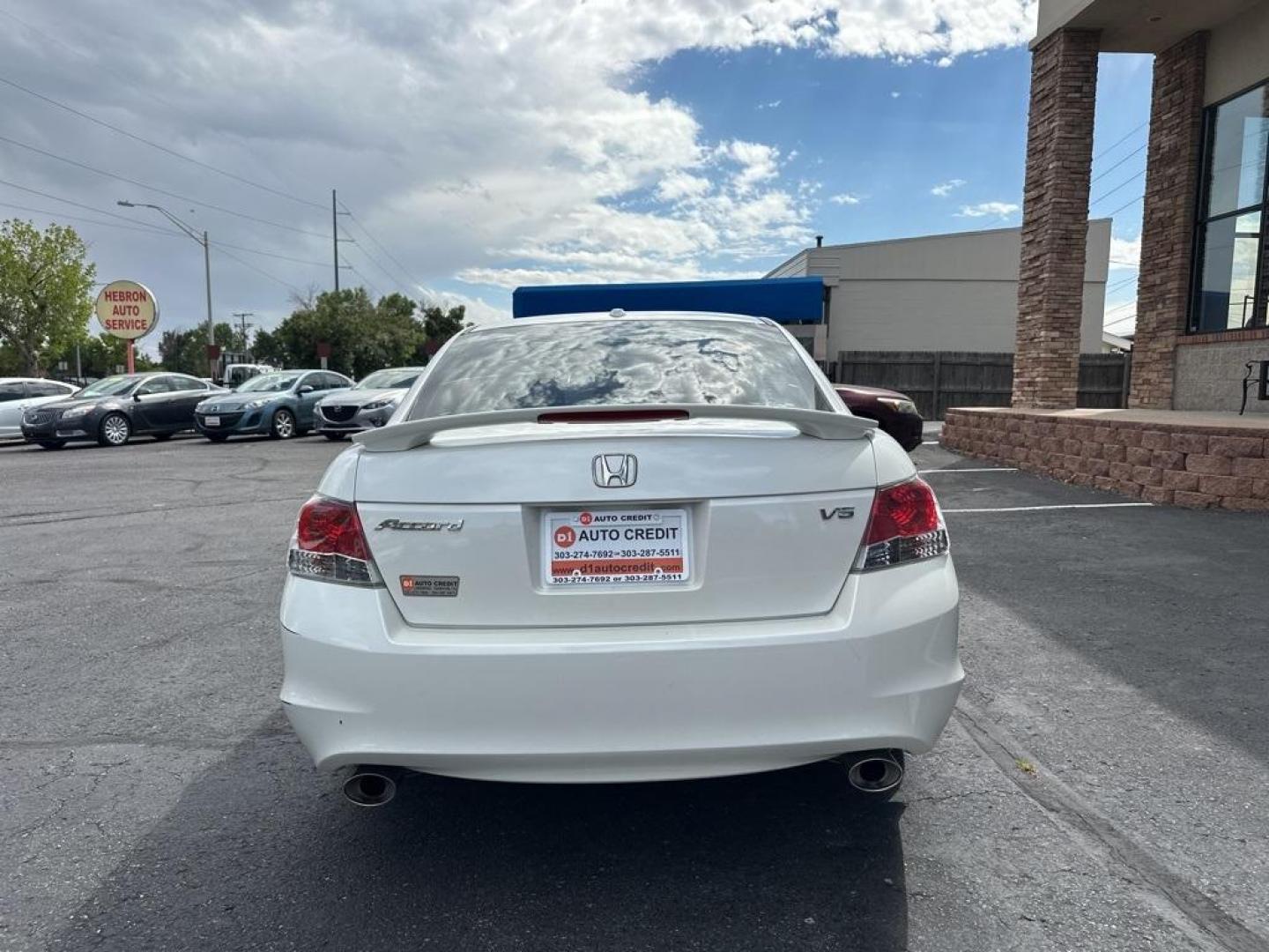 2008 White Honda Accord EX-L (1HGCP36828A) with an 3.5L V6 SOHC i-VTEC 24V engine, Automatic transmission, located at 8595 Washington St., Thornton, CO, 80229, (303) 287-5511, 39.852348, -104.978447 - 2008 Honda Accord<br><br>D1 Auto NEVER charges dealer fees! All cars have clean titles and have been inspected for mechanical issues. We have financing for everyone. Good credit, bad credit, first time buyers.<br>Odometer is 37661 miles below market average!<br>Please call Lakewood Location 303-274- - Photo#6