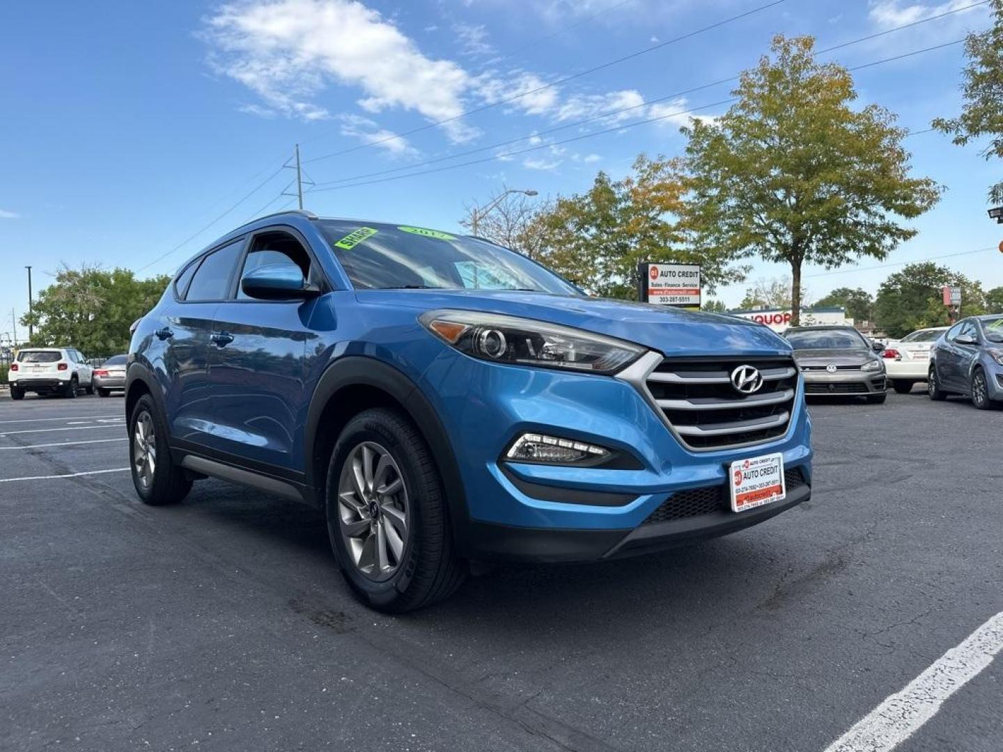 2017 Caribbean Blue /Black Hyundai Tucson SE (KM8J3CA40HU) with an 2.0L DOHC engine, Automatic transmission, located at 8595 Washington St., Thornton, CO, 80229, (303) 287-5511, 39.852348, -104.978447 - 2017 Hyundai Tucson<br><br>D1 Auto NEVER charges dealer fees! All cars have clean titles and have been inspected for mechanical issues. We have financing for everyone. Good credit, bad credit, first time buyers.<br><br>Please call Lakewood Location 303-274-7692 or Thornton 303-287-5511 to schedule a - Photo#3