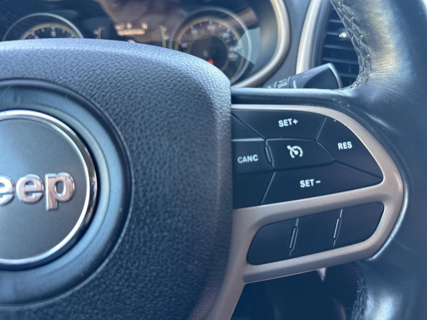 2018 Hydro Blue Pearlcoat /Black Jeep Cherokee Latitude (1C4PJMCB9JD) with an I4 engine, Automatic transmission, located at 8595 Washington St., Thornton, CO, 80229, (303) 287-5511, 39.852348, -104.978447 - 2018 Jeep Cherokee 4x4 in great condition. Fully serviced and ready for Colorado winter.<br><br>All Cars Have Clean Titles And Are Serviced Before Sale., New Tires, Backup Camera, No Pet Odor Or Hair, Cherokee Latitude, 4WD.<br><br>D1 Auto NEVER charges dealer fees! All cars have clean titles and ha - Photo#25