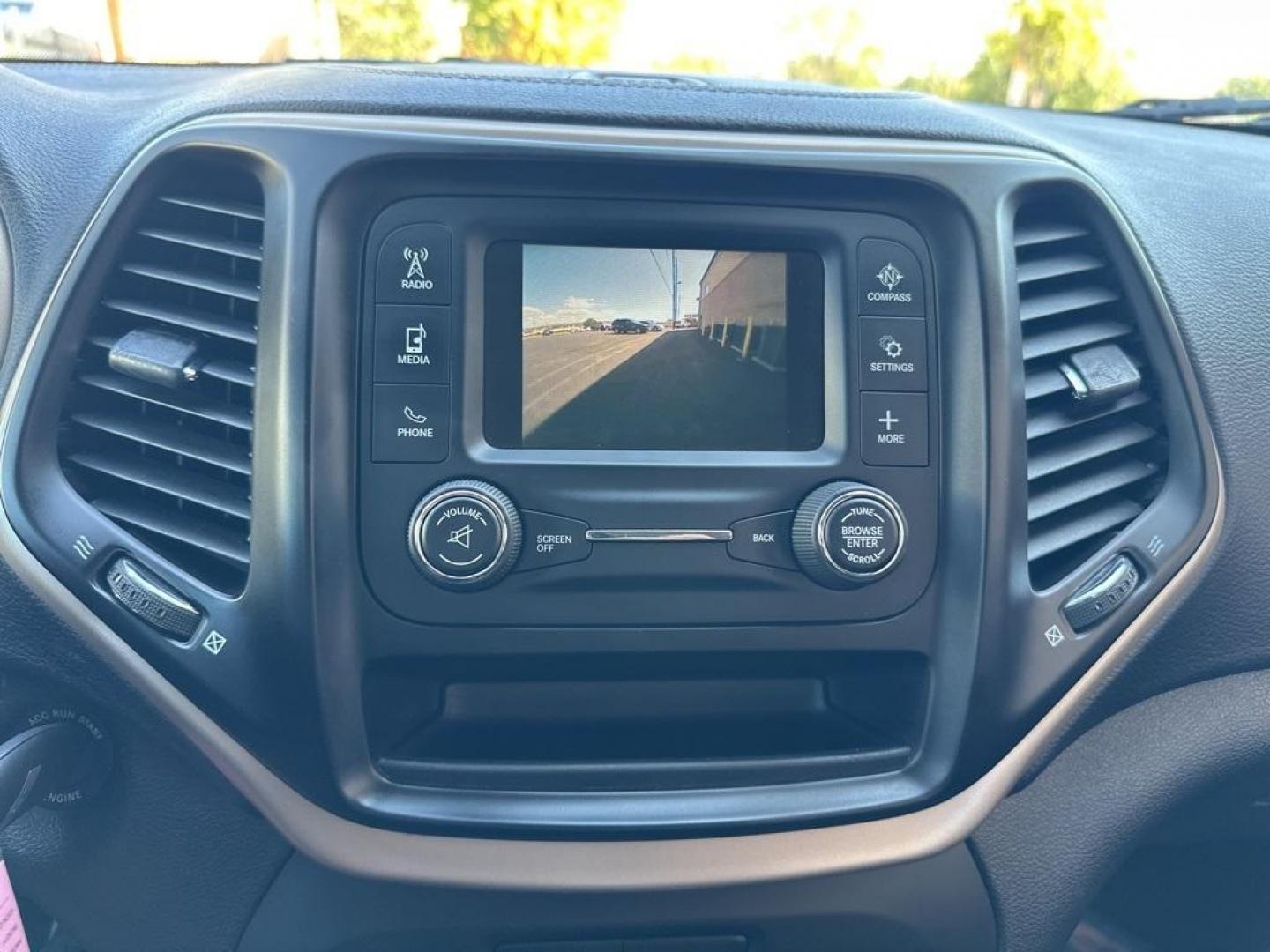 2018 Hydro Blue Pearlcoat /Black Jeep Cherokee Latitude (1C4PJMCB9JD) with an I4 engine, Automatic transmission, located at 8595 Washington St., Thornton, CO, 80229, (303) 287-5511, 39.852348, -104.978447 - 2018 Jeep Cherokee 4x4 in great condition. Fully serviced and ready for Colorado winter.<br><br>All Cars Have Clean Titles And Are Serviced Before Sale., New Tires, Backup Camera, No Pet Odor Or Hair, Cherokee Latitude, 4WD.<br><br>D1 Auto NEVER charges dealer fees! All cars have clean titles and ha - Photo#12