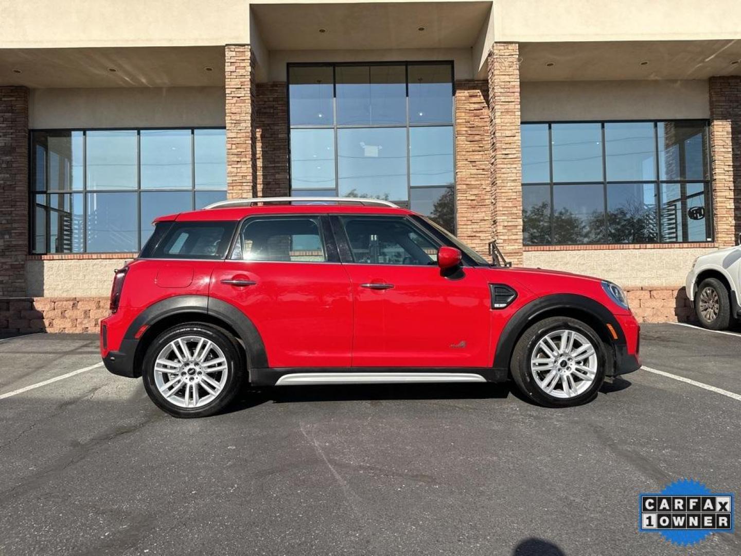 2022 Chili Red /Carbon Black MINI Cooper Countryman Signature (WMZ43BR07N3) with an 1.5L I-3 engine, Automatic transmission, located at 8595 Washington St., Thornton, CO, 80229, (303) 287-5511, 39.852348, -104.978447 - 2022 MINI Cooper Countryman All Wheel Drive and in mint condition. Loaded with, heated leather seats, panoramic roof, backup camera, Apple/Android Carplay, Assistant and more. <br><br>All Cars Have Clean Colorado Titles And Are Serviced Before Sale.<br><br>CarfaxOne Owner, No Accidents, Apple/Androi - Photo#5