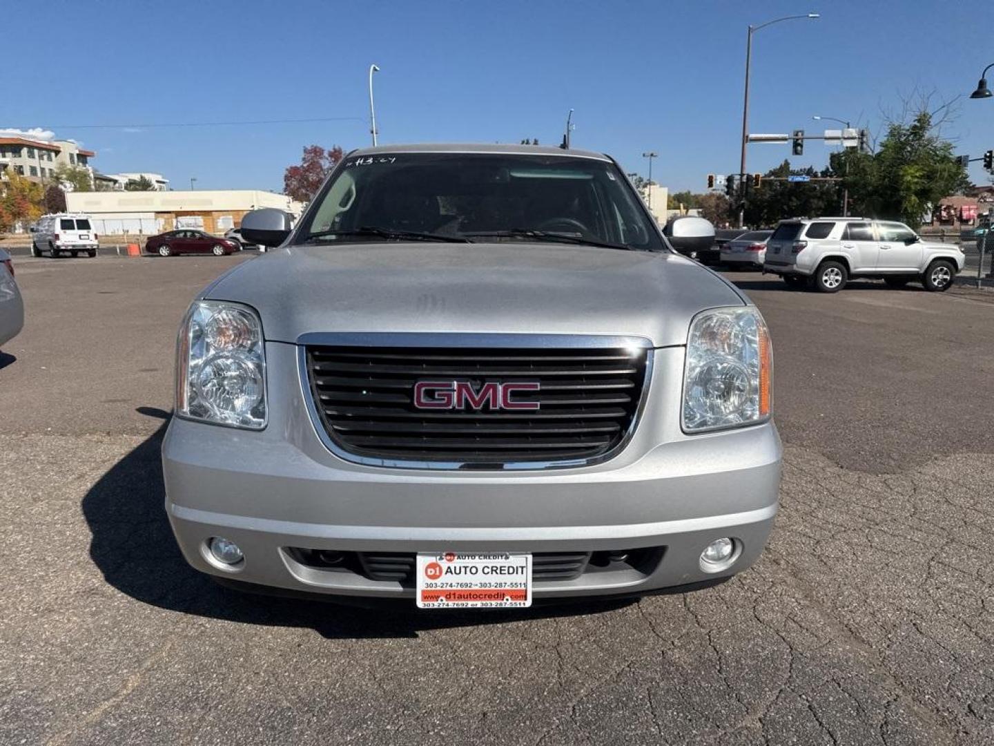 2013 Quicksilver Metallic /Ebony GMC Yukon SLT (1GKS2CE00DR) with an Vortec 5.3L V8 SFI Flex Fuel engine, Automatic transmission, located at 8595 Washington St., Thornton, CO, 80229, (303) 287-5511, 39.852348, -104.978447 - 2013 GMC Yukon, Fully serviced with low miles. <br><br>All Cars Have Clean Titles And Are Serviced Before Sale., Backup Camera, Leather, Heated Seats, Non Smoker, No Pet Odor Or Hair, Vortec 5.3L V8 SFI Flex Fuel, 4WD.<br>D1 Auto NEVER charges dealer fees! All cars have clean titles and have been in - Photo#1