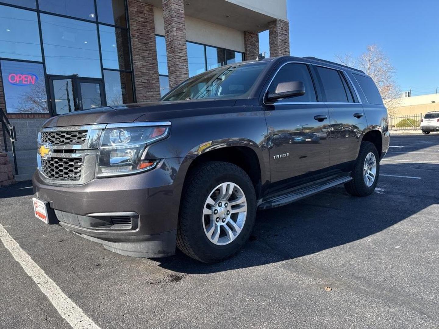 2015 Tungsten Metallic /Black Chevrolet Tahoe LS (1GNSKAKC6FR) with an EcoTec3 5.3L V8 Flex Fuel engine, Automatic transmission, located at 8595 Washington St., Thornton, CO, 80229, (303) 287-5511, 39.852348, -104.978447 - 2015 Chevrolet Tahoe 4WD 4WD, Black Cloth.<br><br>D1 Auto NEVER charges dealer fees! All cars have clean titles and have been inspected for mechanical issues. We have financing for everyone. Good credit, bad credit, first time buyers.<br>Odometer is 8713 miles below market average!<br>Please call La - Photo#0