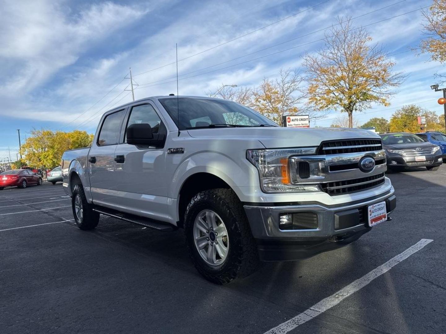 2018 Oxford White /Medium Earth Gray Ford F-150 XLT (1FTEW1E53JK) with an 5.0L V8 engine, Automatic transmission, located at 8595 Washington St., Thornton, CO, 80229, (303) 287-5511, 39.852348, -104.978447 - 2018 Ford F-150 XLT 4x4, One Owner and in great condition. 5.0 V8 engine is by far the best available engine for Ford trucks and towing. Fully serviced and ready for work or play. <br><br>All Cars Have Clean Titles And Are Serviced Before Sale., CarfaxOne Owner, No Accidents, Backup Camera, Non Smok - Photo#3