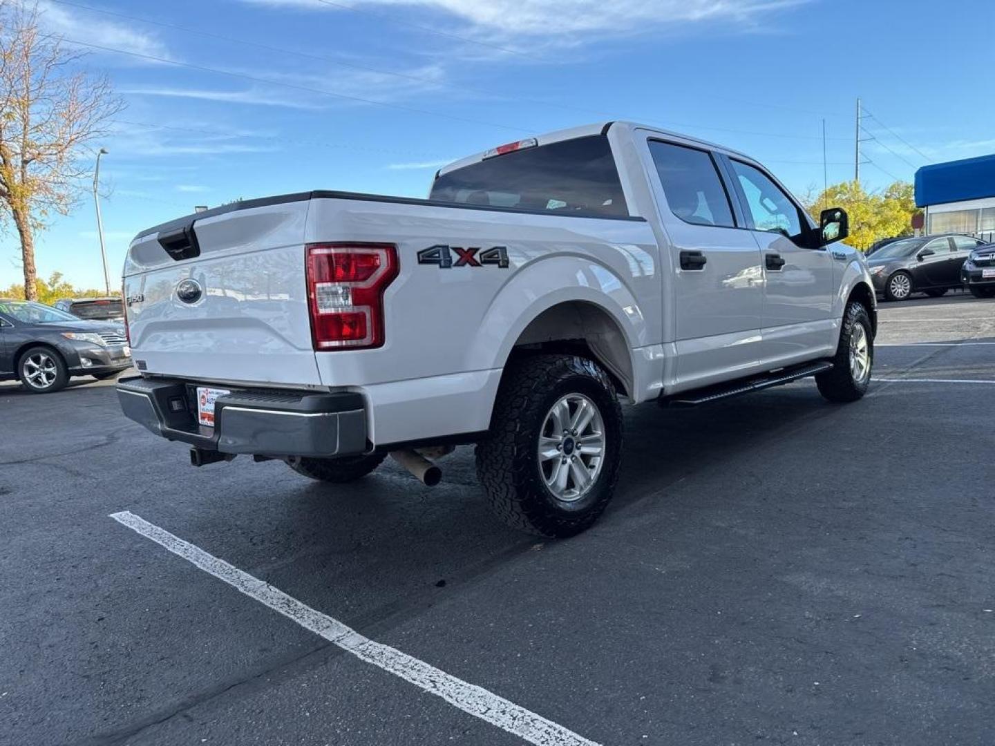 2018 Oxford White /Medium Earth Gray Ford F-150 XLT (1FTEW1E53JK) with an 5.0L V8 engine, Automatic transmission, located at 8595 Washington St., Thornton, CO, 80229, (303) 287-5511, 39.852348, -104.978447 - 2018 Ford F-150 XLT 4x4, One Owner and in great condition. 5.0 V8 engine is by far the best available engine for Ford trucks and towing. Fully serviced and ready for work or play. <br><br>All Cars Have Clean Titles And Are Serviced Before Sale., CarfaxOne Owner, No Accidents, Backup Camera, Non Smok - Photo#5