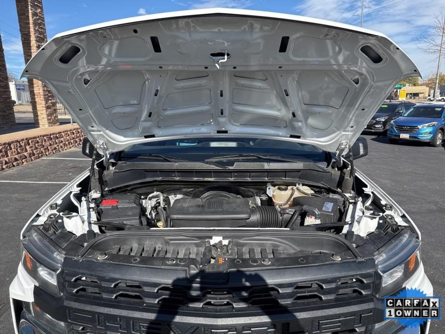 2019 Summit White /Black Chevrolet Silverado 1500 WT (1GCRYAEFXKZ) with an EcoTec3 5.3L V8 engine, Automatic transmission, located at 8595 Washington St., Thornton, CO, 80229, (303) 287-5511, 39.852348, -104.978447 - 2019 Chevrolet Silverado 1500 4x4, Quad Cab in great condition and fully serviced. This truck is ready for work or pleasure and equiped with the desirable 5.3L engine. <br>All Cars Have Clean Titles And Are Serviced Before Sale., CarfaxOne Owner, No Accidents, Backup Camera, Non Smoker, No Pet Odor - Photo#27