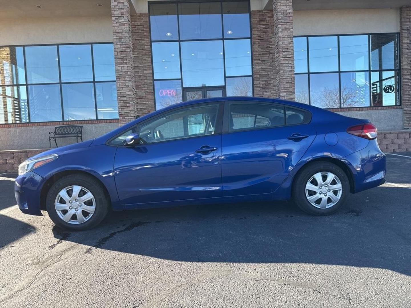 2017 Deep Sea Blue /Black Kia Forte LX (3KPFL4A71HE) with an 2.0L I4 DOHC Dual CVVT engine, Automatic transmission, located at 8595 Washington St., Thornton, CO, 80229, (303) 287-5511, 39.852348, -104.978447 - 2017 Kia Forte FWD<br><br>D1 Auto NEVER charges dealer fees! All cars have clean titles and have been inspected for mechanical issues. We have financing for everyone. Good credit, bad credit, first time buyers.<br><br>Please call Lakewood Location 303-274-7692 or Thornton 303-287-5511 to schedule a - Photo#7