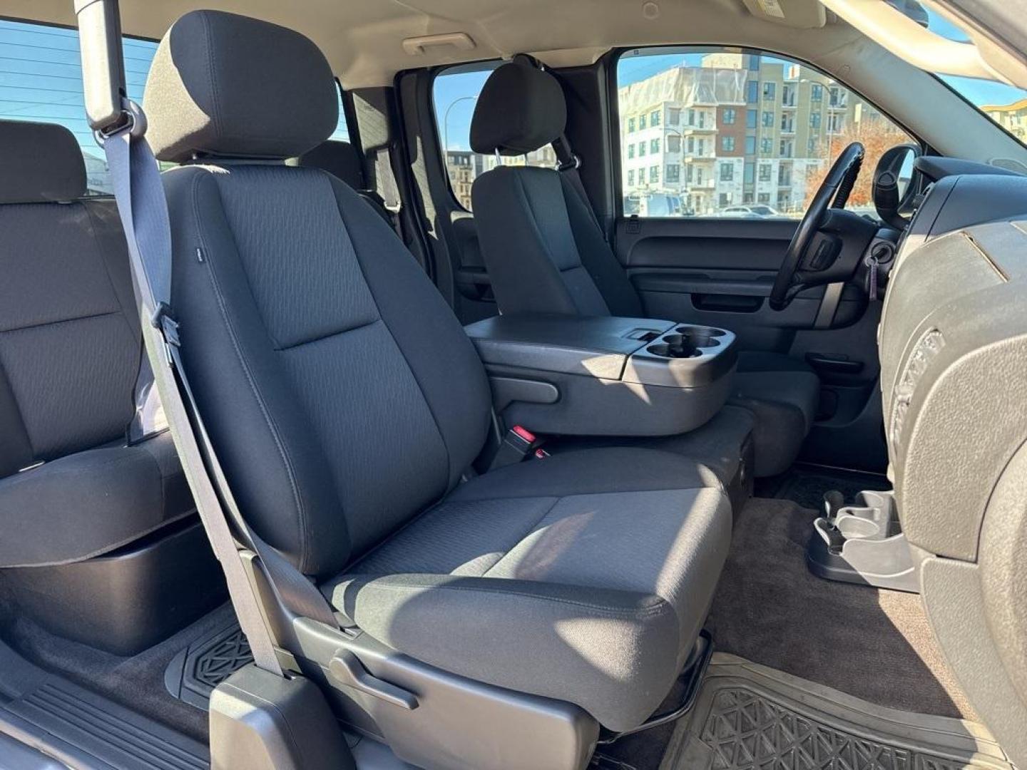 2013 Graystone Metallic /Ebony Chevrolet Silverado 1500 LT (1GCRKSE73DZ) with an Vortec 5.3L V8 SFI VVT Flex Fuel engine, Automatic transmission, located at 8595 Washington St., Thornton, CO, 80229, (303) 287-5511, 39.852348, -104.978447 - 2013 Chevrolet Silverado 1500 with crazy low miles!! This 2 owner truck is in mint condition inside and out with ZERO rust. You will not find a nicer low milage truck. No Accidents, Clean Title.<br><br>All Cars Have Clean Titles And Are Serviced Before Sale., Clean Carfax, No Accident, Vortec 5.3L V - Photo#11