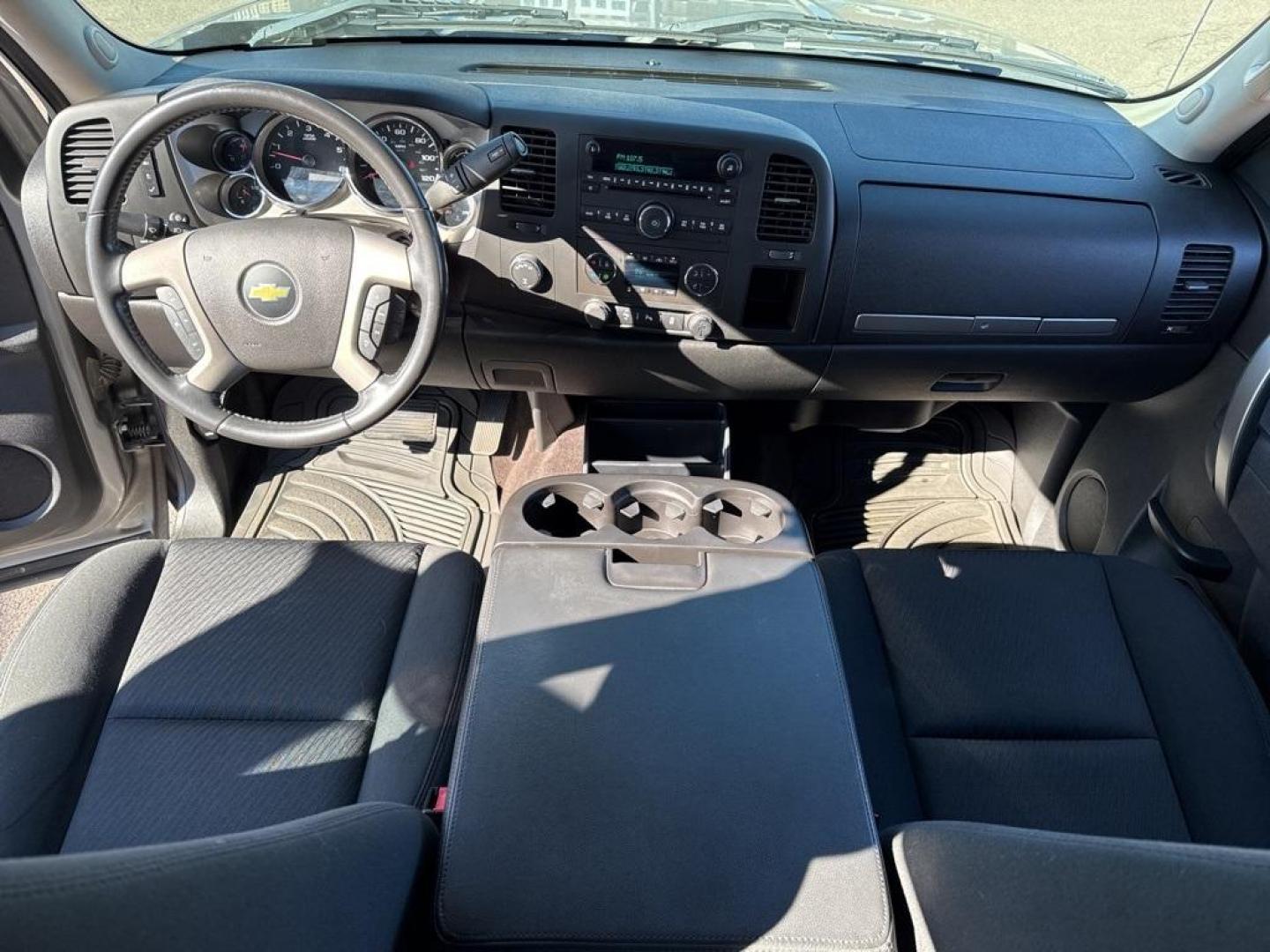 2013 Graystone Metallic /Ebony Chevrolet Silverado 1500 LT (1GCRKSE73DZ) with an Vortec 5.3L V8 SFI VVT Flex Fuel engine, Automatic transmission, located at 8595 Washington St., Thornton, CO, 80229, (303) 287-5511, 39.852348, -104.978447 - 2013 Chevrolet Silverado 1500 with crazy low miles!! This 2 owner truck is in mint condition inside and out with ZERO rust. You will not find a nicer low milage truck. No Accidents, Clean Title.<br><br>All Cars Have Clean Titles And Are Serviced Before Sale., Clean Carfax, No Accident, Vortec 5.3L V - Photo#18