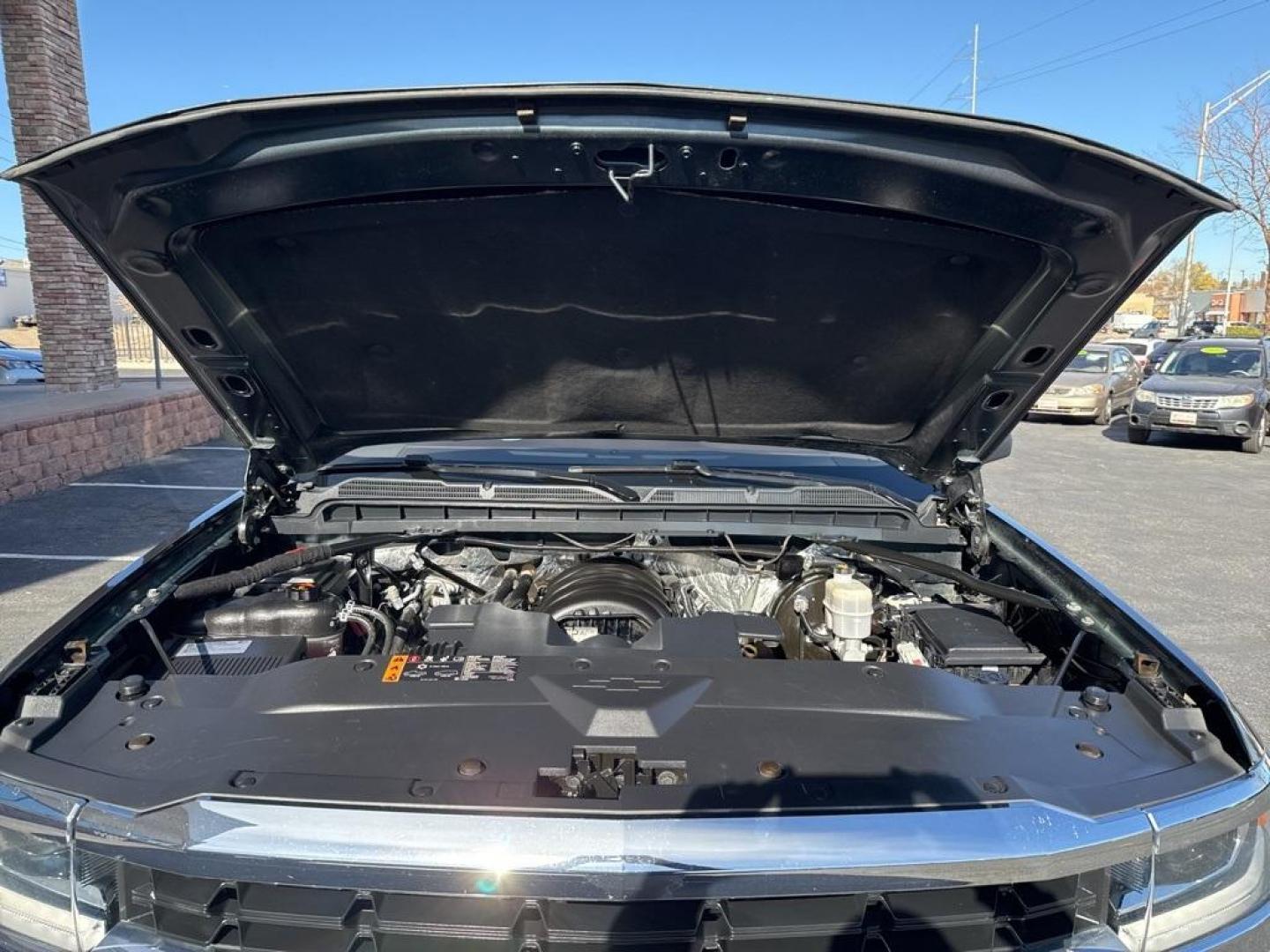 2017 Graphite Metallic /Cocoa/Dune Chevrolet Silverado 1500 LT (3GCUKREC1HG) with an V8 engine, Automatic transmission, located at 8595 Washington St., Thornton, CO, 80229, (303) 287-5511, 39.852348, -104.978447 - 2017 Chevrolet Silverado 1500 4WD LT1 that has just had a complete tune up including, new brakes front and rear, spark plugs, shocks front and rear, oil change and filters, new tires. This truck is in tiptop shape inside and out! No accidents, non smoker truck that shows no signs of abuse. <br><br> - Photo#40