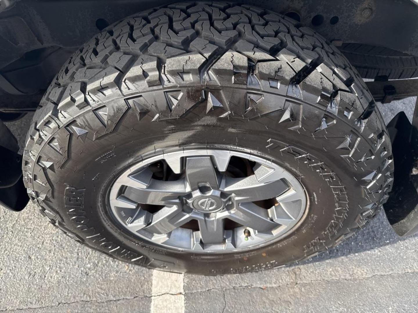 2018 Brilliant Silver /Graphite Nissan Frontier PRO-4X (1N6AD0EVXJN) with an 4.0L V6 DOHC engine, Automatic transmission, located at 8595 Washington St., Thornton, CO, 80229, (303) 287-5511, 39.852348, -104.978447 - 2018 Nissan Frontier PRO -4X 4WD in mint condition inside and out. This non smoker shows no signs of abuse anywhere and is rust free. Clean Colorado title and ready to go!! <br><br>All Cars Have Clean Titles And Are Serviced Before Sale., Clean Carfax, No Accident, Heated Seats, Apple/Android Car Pl - Photo#16