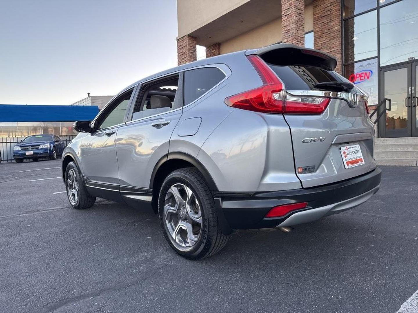 2018 Lunar Silver Metallic /Gray Honda CR-V EX (7FARW2H58JE) with an 1.5L I4 DOHC 16V engine, CVT transmission, located at 8595 Washington St., Thornton, CO, 80229, (303) 287-5511, 39.852348, -104.978447 - 2018 Honda CR-V AWD All Cars Have Clean Titles And Are Serviced Before Sale., Clean Carfax, No Accident, Apple/Android Car Play, Backup Camera, Non Smoker, No Pet Odor Or Hair, AWD.<br><br>D1 Auto NEVER charges dealer fees! All cars have clean titles and have been inspected for mechanical issues. We - Photo#7