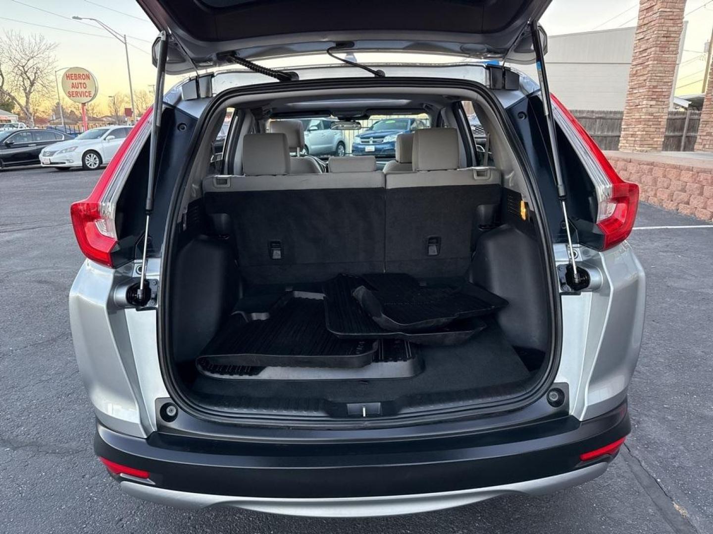 2018 Lunar Silver Metallic /Gray Honda CR-V EX (7FARW2H58JE) with an 1.5L I4 DOHC 16V engine, CVT transmission, located at 8595 Washington St., Thornton, CO, 80229, (303) 287-5511, 39.852348, -104.978447 - 2018 Honda CR-V AWD All Cars Have Clean Titles And Are Serviced Before Sale., Clean Carfax, No Accident, Apple/Android Car Play, Backup Camera, Non Smoker, No Pet Odor Or Hair, AWD.<br><br>D1 Auto NEVER charges dealer fees! All cars have clean titles and have been inspected for mechanical issues. We - Photo#20