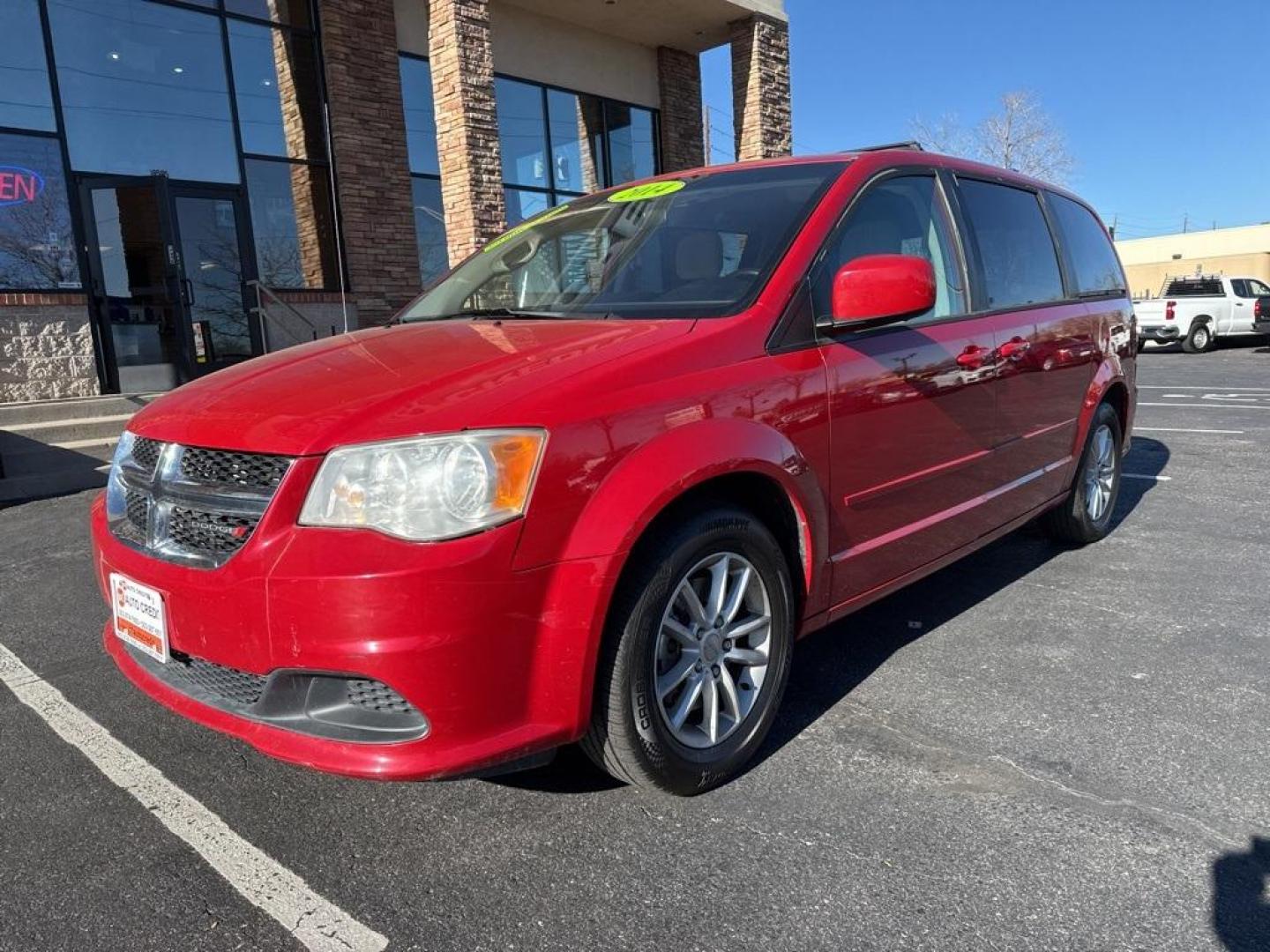 2014 Redline 2 Coat Pearl /Black/Light Graystone Dodge Grand Caravan SXT (2C4RDGCG8ER) with an 3.6L V6 24V VVT engine, Automatic transmission, located at 8595 Washington St., Thornton, CO, 80229, (303) 287-5511, 39.852348, -104.978447 - 2014 Dodge Grand Caravan FWD<br><br>D1 Auto NEVER charges dealer fees! All cars have clean titles and have been inspected for mechanical issues. We have financing for everyone. Good credit, bad credit, first time buyers.<br>Clean CARFAX.<br>Please call Lakewood Location 303-274-7692 or Thornton 303- - Photo#0