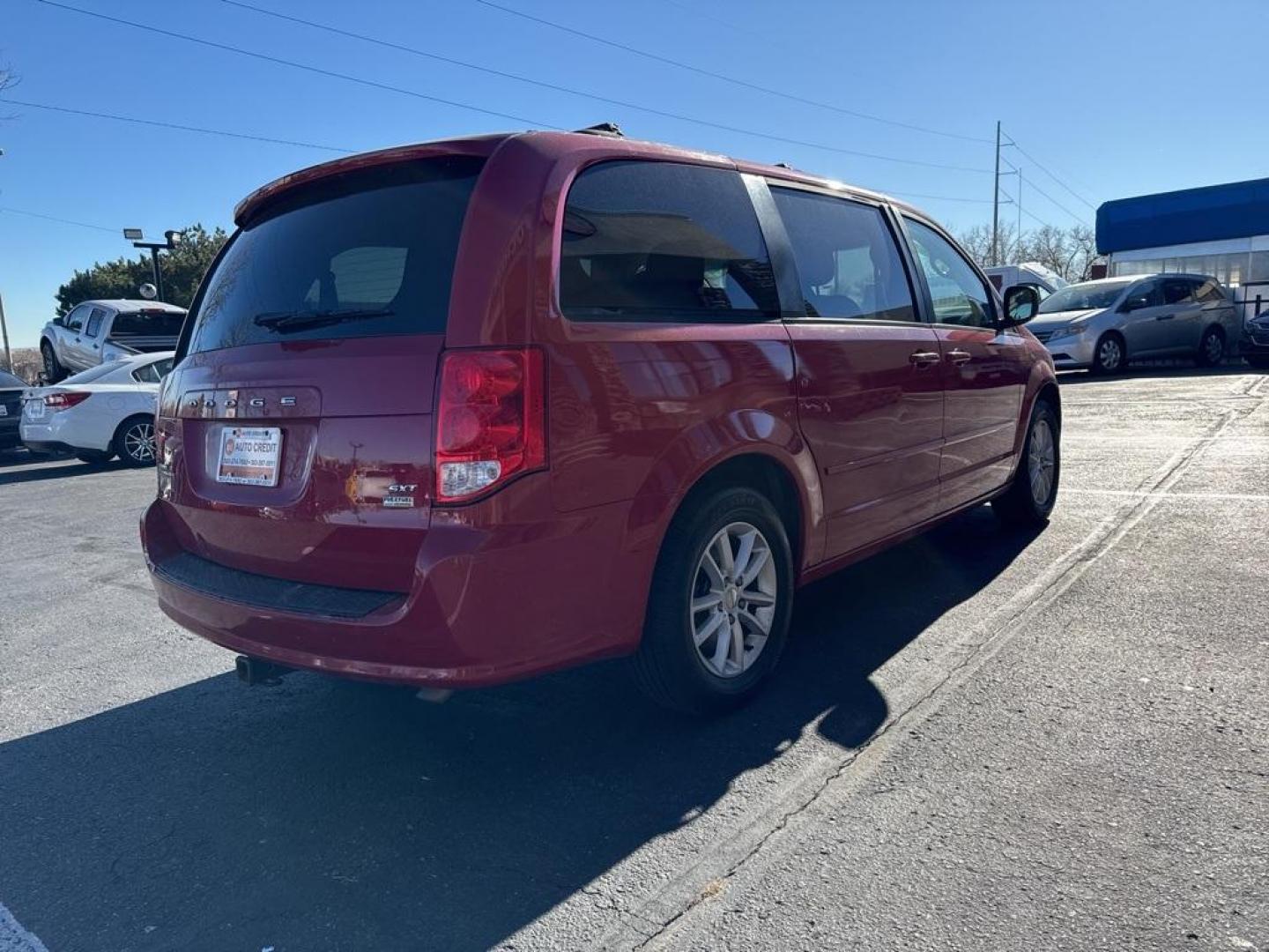 2014 Redline 2 Coat Pearl /Black/Light Graystone Dodge Grand Caravan SXT (2C4RDGCG8ER) with an 3.6L V6 24V VVT engine, Automatic transmission, located at 8595 Washington St., Thornton, CO, 80229, (303) 287-5511, 39.852348, -104.978447 - 2014 Dodge Grand Caravan FWD<br><br>D1 Auto NEVER charges dealer fees! All cars have clean titles and have been inspected for mechanical issues. We have financing for everyone. Good credit, bad credit, first time buyers.<br>Clean CARFAX.<br>Please call Lakewood Location 303-274-7692 or Thornton 303- - Photo#4