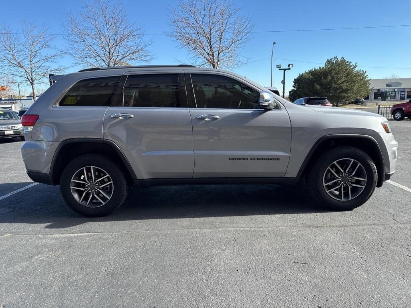 2019 Billet Silver Metallic Clearcoat /Black Jeep Grand Cherokee Limited (1C4RJFBG4KC) with an 3.6L V6 24V VVT engine, Automatic transmission, located at 8595 Washington St., Thornton, CO, 80229, (303) 287-5511, 39.852348, -104.978447 - 2019 Jeep Grand Cherokee Limited 4WD and fully loaded. <br><br>All Cars Have Clean Titles And Are Serviced Before Sale., Clean Carfax, No Accident, Apple/Android Car Play, New Tires, Blind Spot Monitoring, Backup Camera, Leather, Heated and Ventilated Seats, Heated rear Seats, Power Seats, Non Smoke - Photo#3