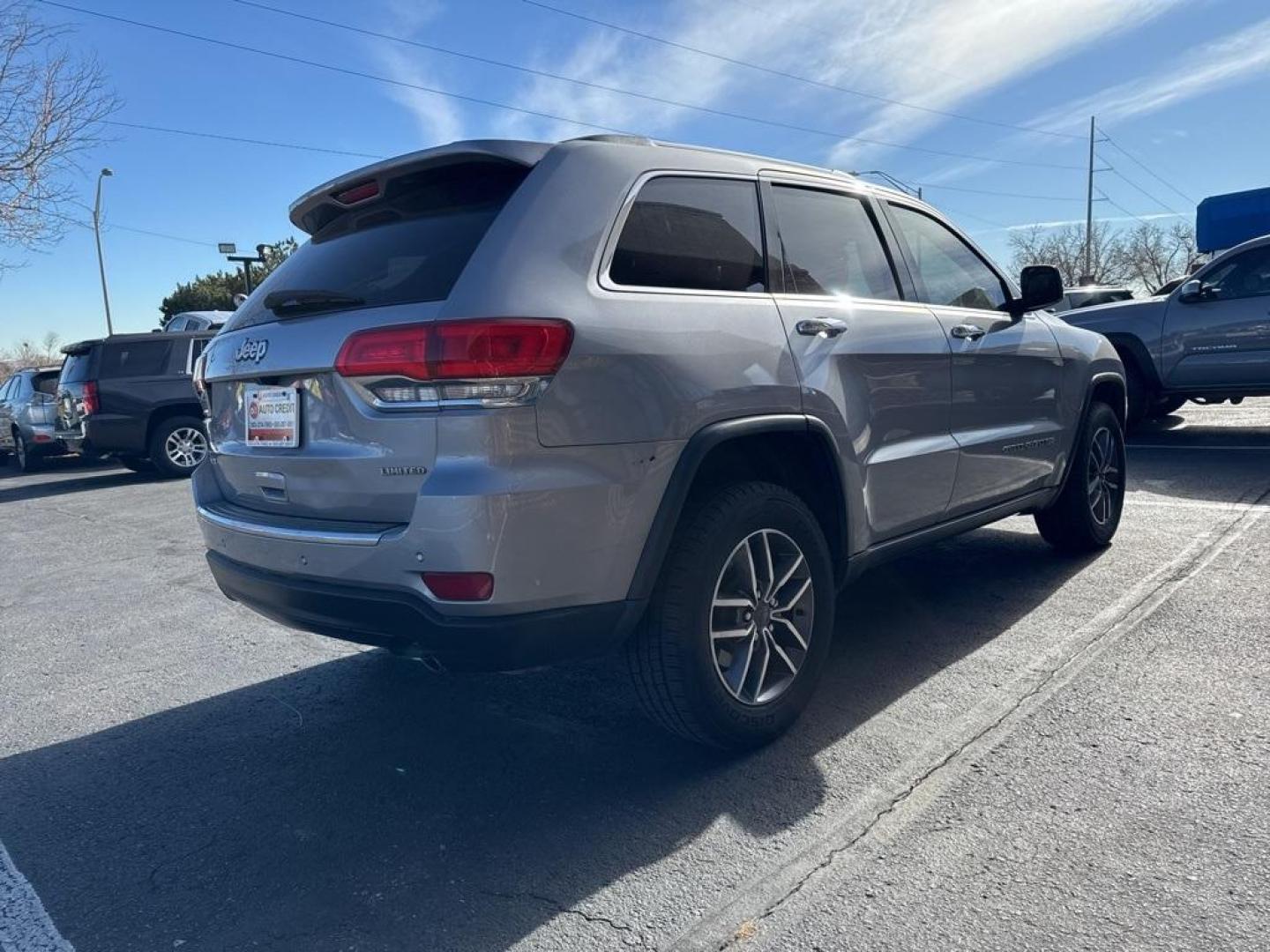 2019 Billet Silver Metallic Clearcoat /Black Jeep Grand Cherokee Limited (1C4RJFBG4KC) with an 3.6L V6 24V VVT engine, Automatic transmission, located at 8595 Washington St., Thornton, CO, 80229, (303) 287-5511, 39.852348, -104.978447 - 2019 Jeep Grand Cherokee Limited 4WD and fully loaded. <br><br>All Cars Have Clean Titles And Are Serviced Before Sale., Clean Carfax, No Accident, Apple/Android Car Play, New Tires, Blind Spot Monitoring, Backup Camera, Leather, Heated and Ventilated Seats, Heated rear Seats, Power Seats, Non Smoke - Photo#4