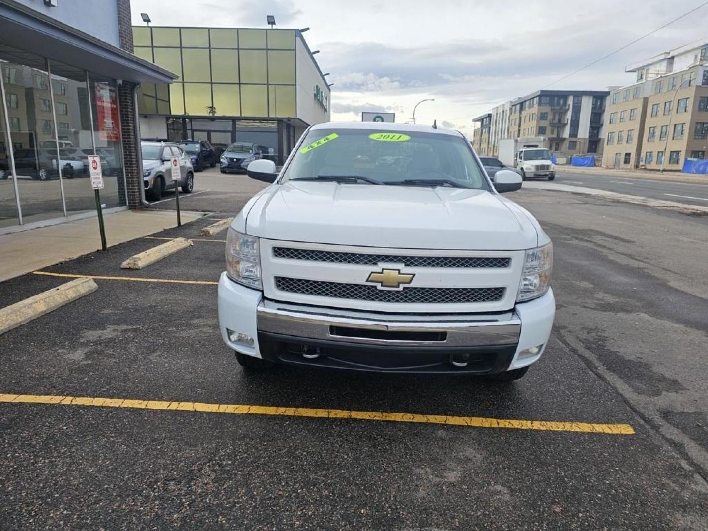 2011 Summit White /Light Titanium/Ebony Chevrolet Silverado 1500 LT (3GCPKSE31BG) with an Vortec 5.3L V8 SFI VVT Flex Fuel engine, Automatic transmission, located at 10890 W. Colfax Ave., Lakewood, CO, 80215, (303) 274-7692, 39.739914, -105.120132 - 2011 Chevrolet Silverado 1500 CARFAX One-Owner. 4WD 6-Speed Automatic, 4WD, Light Titanium/Ebony Cloth.<br><br>D1 Auto NEVER charges dealer fees! All cars have clean titles and have been inspected for mechanical issues. We have financing for everyone. Good credit, bad credit, first time buyers.<br>C - Photo#2