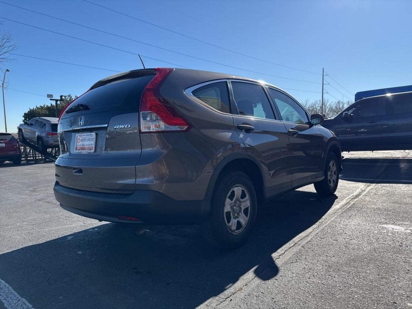 2014 Gray /Black Honda CR-V LX (2HKRM4H3XEH) with an 2.4L I4 DOHC 16V i-VTEC engine, Automatic transmission, located at 8595 Washington St., Thornton, CO, 80229, (303) 287-5511, 39.852348, -104.978447 - 2014 Honda CR-V CARFAX One-Owner. AWD AWD.<br><br>D1 Auto NEVER charges dealer fees! All cars have clean titles and have been inspected for mechanical issues. We have financing for everyone. Good credit, bad credit, first time buyers.<br>Clean CARFAX.<br>Please call Lakewood Location 303-274-7692 or - Photo#4