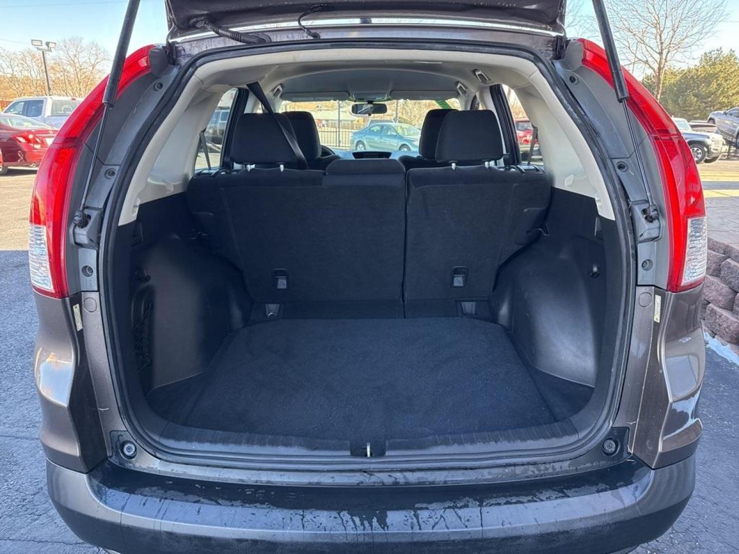 2014 Gray /Black Honda CR-V LX (2HKRM4H3XEH) with an 2.4L I4 DOHC 16V i-VTEC engine, Automatic transmission, located at 8595 Washington St., Thornton, CO, 80229, (303) 287-5511, 39.852348, -104.978447 - 2014 Honda CR-V CARFAX One-Owner. AWD AWD.<br><br>D1 Auto NEVER charges dealer fees! All cars have clean titles and have been inspected for mechanical issues. We have financing for everyone. Good credit, bad credit, first time buyers.<br>Clean CARFAX.<br>Please call Lakewood Location 303-274-7692 or - Photo#15