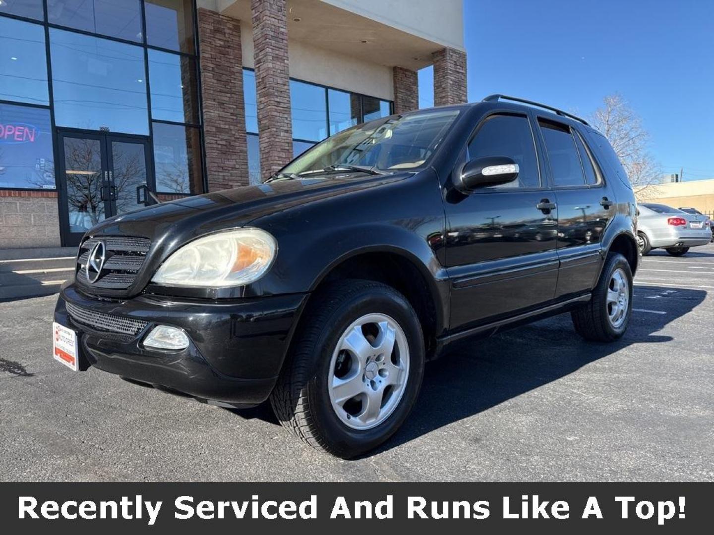 2003 Black /Java Mercedes-Benz M-Class ML 350 (4JGAB57E93A) with an 3.7L V6 SMPI SOHC engine, Automatic transmission, located at 10890 W. Colfax Ave., Lakewood, CO, 80215, (303) 274-7692, 39.739914, -105.120132 - 2003 Mercedes-Benz M-Class 4MATIC runs like a top. No oil leaks, recently serviced and ready for Colorado. Does need a radio and window regulator. This thing is a tank and runs amazing. <br><br>D1 Auto NEVER charges dealer fees! All cars have clean titles and have been inspected for mechanical issue - Photo#0