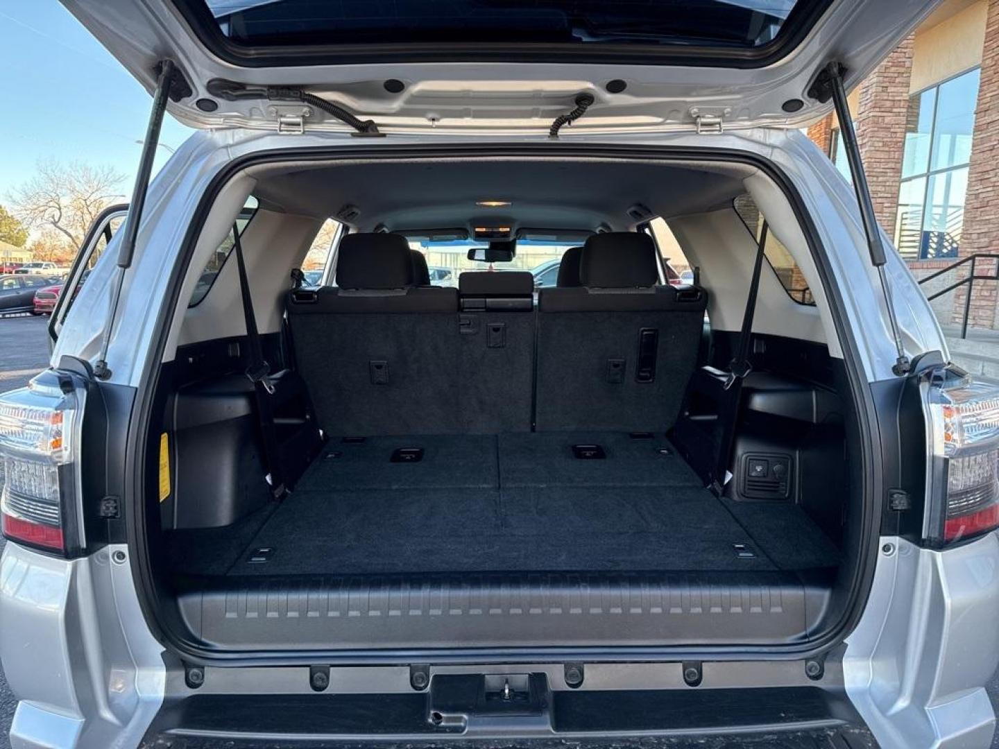 2021 Classic Silver Metallic /Gray Toyota 4Runner SR5 (JTEMU5JR1M5) with an 4.0L V6 SMPI DOHC engine, Automatic transmission, located at 8595 Washington St., Thornton, CO, 80229, (303) 287-5511, 39.852348, -104.978447 - 2021 Toyota 4Runner SR5 4WD With 3rd Row Seating!! No accidents and has a clean title. Well maintained and loaded with, Apple/ Android Carplay, backup camera, 3 rows of seating, power seat and more. <br><br> All Cars Have Clean Titles And Are Serviced Before Sale., Clean Carfax, No Accident, Apple/ - Photo#18