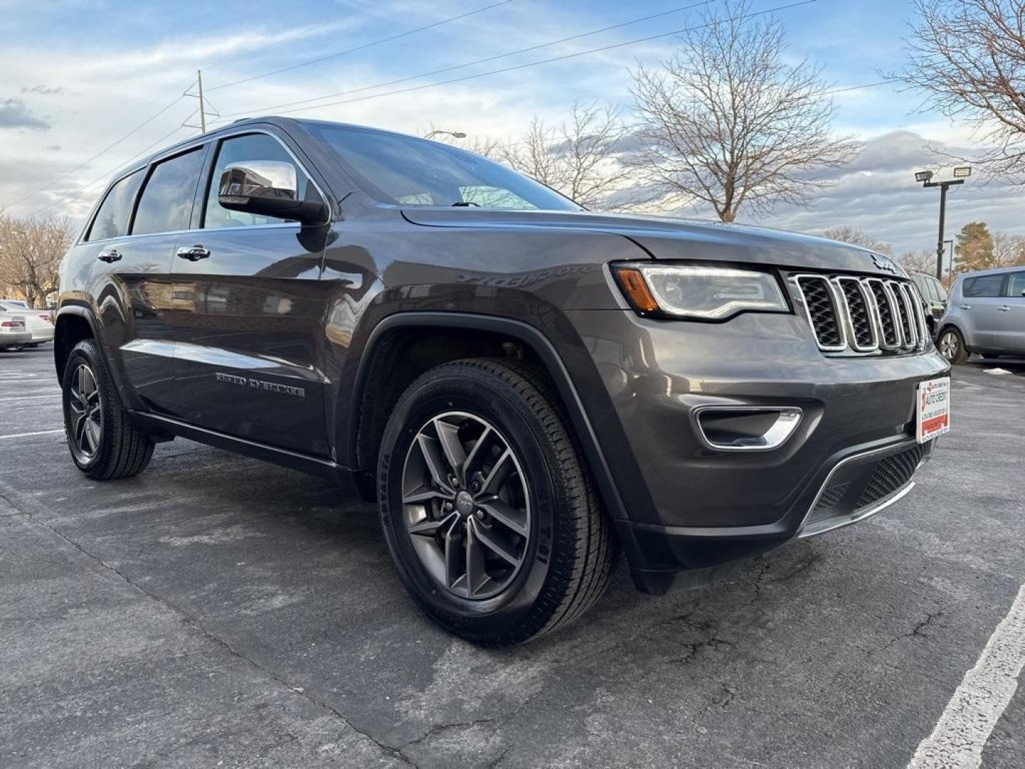 2018 Granite Crystal Metallic Clearcoat /Black Jeep Grand Cherokee Limited (1C4RJFBG2JC) with an 3.6L V6 24V VVT engine, Automatic transmission, located at 8595 Washington St., Thornton, CO, 80229, (303) 287-5511, 39.852348, -104.978447 - 2018 Jeep Grand Cherokee 4WD Luxury Group II All Cars Have Clean Titles And Are Serviced Before Sale., Apple/Android Car Play, New Tires, Blind Spot Monitoring, Backup Camera, Leather, Heated and Ventilated Seats, Bluetooth/ With Bluetooth Audio, Non Smoker, No Pet Odor Or Hair, 4WD, #1 Seat Foam Cu - Photo#2