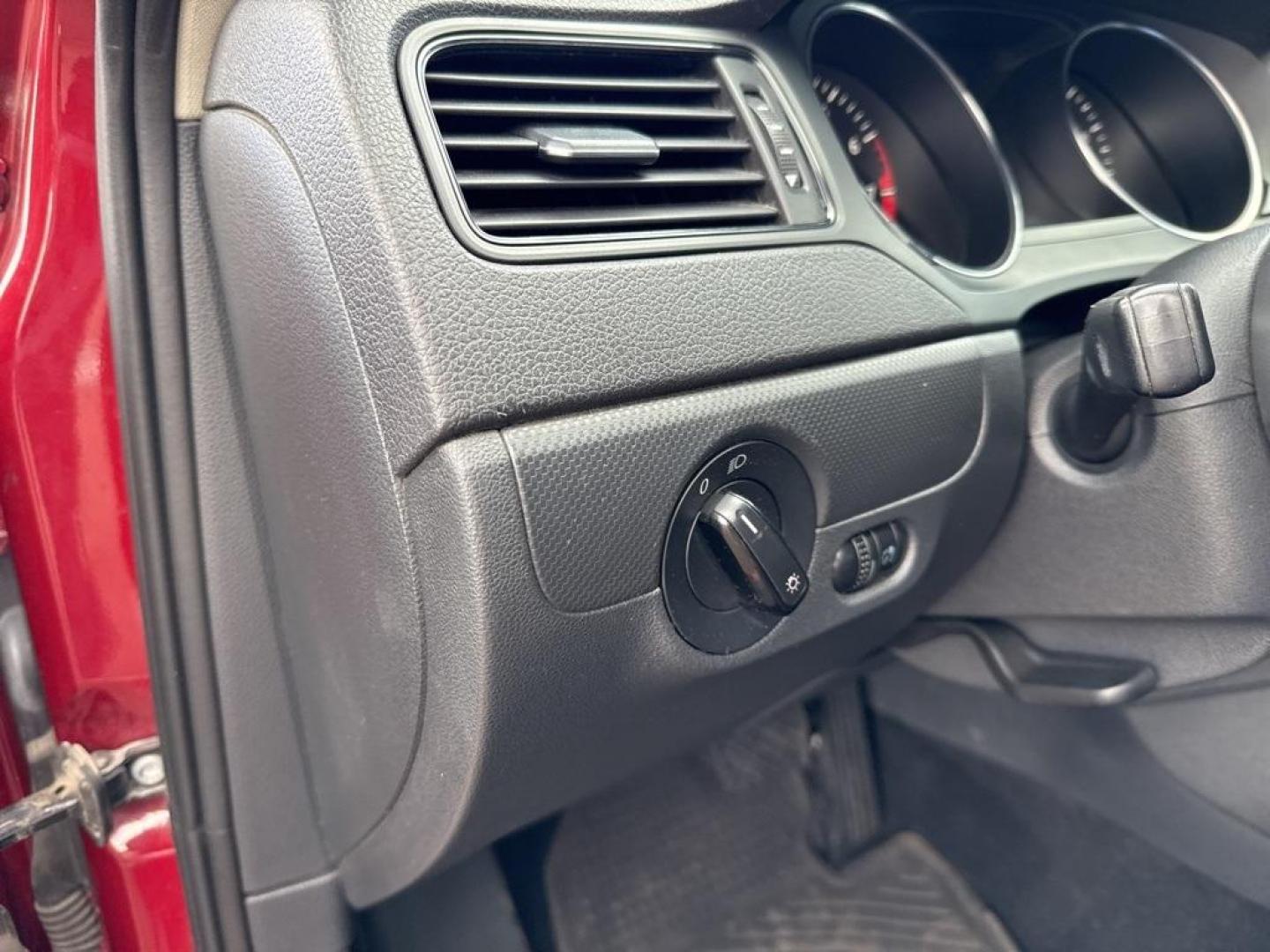 2016 Cardinal Red Metallic /Black Volkswagen Jetta 1.4T S (3VW267AJ6GM) with an I4 engine, Automatic transmission, located at 8595 Washington St., Thornton, CO, 80229, (303) 287-5511, 39.852348, -104.978447 - 2016 Volkswagen Jetta FWD All Cars Have Clean Titles And Are Serviced Before Sale., Clean Carfax, No Accident, New Tires, Non Smoker, 6-Speed Automatic with Tiptronic, FWD.<br><br>D1 Auto NEVER charges dealer fees! All cars have clean titles and have been inspected for mechanical issues. We have fin - Photo#21