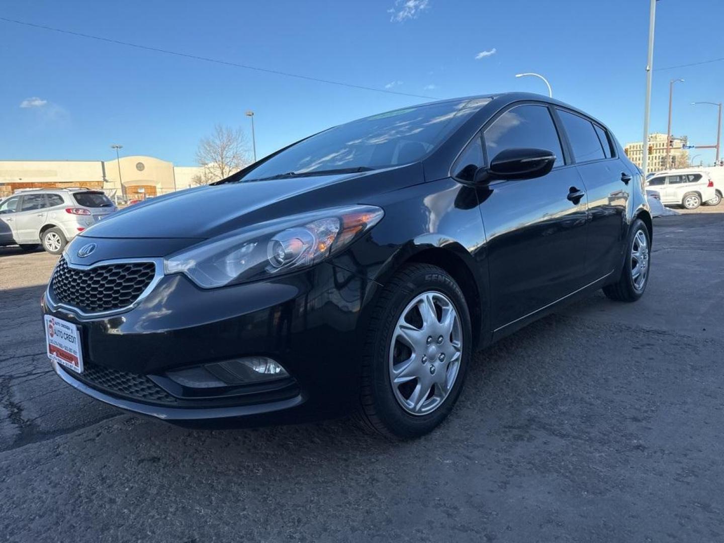 2016 Aurora Black Pearl /Black Kia Forte5 LX (KNAFK5A83G5) with an 2.0L I4 DOHC Dual CVVT engine, Automatic transmission, located at 10890 W. Colfax Ave., Lakewood, CO, 80215, (303) 274-7692, 39.739914, -105.120132 - 2016 Kia Forte5 FWD<br><br>D1 Auto NEVER charges dealer fees! All cars have clean titles and have been inspected for mechanical issues. We have financing for everyone. Good credit, bad credit, first time buyers.<br><br>Please call Lakewood Location 303-274-7692 or Thornton 303-287-5511 to schedule a - Photo#0