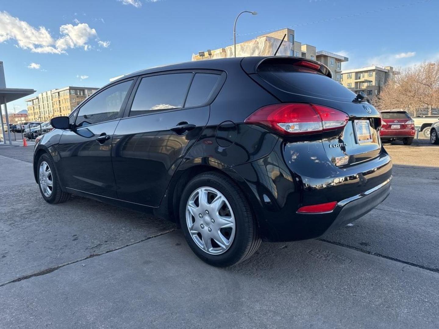 2016 Aurora Black Pearl /Black Kia Forte5 LX (KNAFK5A83G5) with an 2.0L I4 DOHC Dual CVVT engine, Automatic transmission, located at 10890 W. Colfax Ave., Lakewood, CO, 80215, (303) 274-7692, 39.739914, -105.120132 - 2016 Kia Forte5 FWD<br><br>D1 Auto NEVER charges dealer fees! All cars have clean titles and have been inspected for mechanical issues. We have financing for everyone. Good credit, bad credit, first time buyers.<br><br>Please call Lakewood Location 303-274-7692 or Thornton 303-287-5511 to schedule a - Photo#6