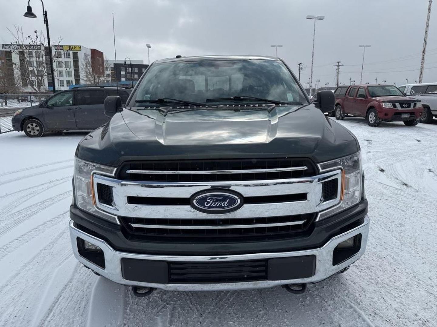 2018 Guard Metallic /Dark Earth Gray Ford F-150 XLT (1FTFX1E58JK) with an 5.0L V8 engine, Automatic transmission, located at 10890 W. Colfax Ave., Lakewood, CO, 80215, (303) 274-7692, 39.739914, -105.120132 - 2018 Ford F-150 XLT, 4WD All Cars Have Clean Titles And Are Serviced Before Sale., Clean Carfax, No Accident, Backup Camera, Non Smoker, F-150 XLT, 5.0L V8, 4WD.<br><br>D1 Auto NEVER charges dealer fees! All cars have clean titles and have been inspected for mechanical issues. We have financing for - Photo#1