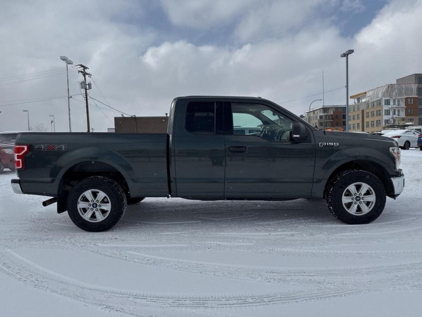 2018 Guard Metallic /Dark Earth Gray Ford F-150 XLT (1FTFX1E58JK) with an 5.0L V8 engine, Automatic transmission, located at 10890 W. Colfax Ave., Lakewood, CO, 80215, (303) 274-7692, 39.739914, -105.120132 - 2018 Ford F-150 XLT, 4WD All Cars Have Clean Titles And Are Serviced Before Sale., Clean Carfax, No Accident, Backup Camera, Non Smoker, F-150 XLT, 5.0L V8, 4WD.<br><br>D1 Auto NEVER charges dealer fees! All cars have clean titles and have been inspected for mechanical issues. We have financing for - Photo#3