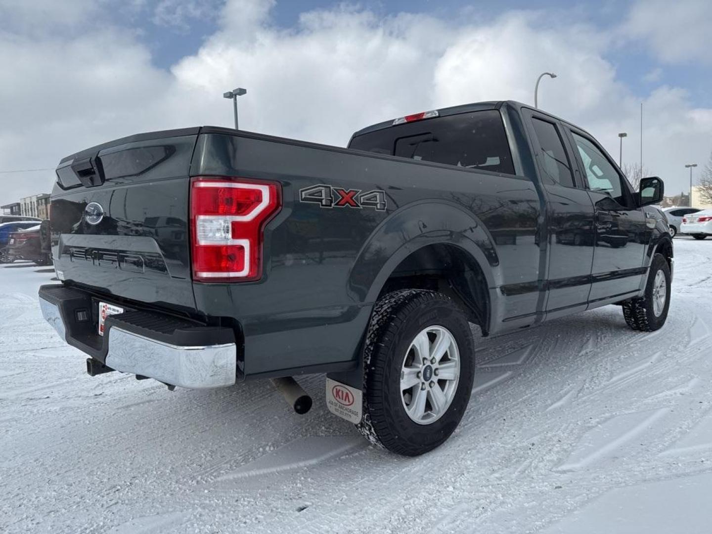 2018 Guard Metallic /Dark Earth Gray Ford F-150 XLT (1FTFX1E58JK) with an 5.0L V8 engine, Automatic transmission, located at 10890 W. Colfax Ave., Lakewood, CO, 80215, (303) 274-7692, 39.739914, -105.120132 - 2018 Ford F-150 XLT, 4WD All Cars Have Clean Titles And Are Serviced Before Sale., Clean Carfax, No Accident, Backup Camera, Non Smoker, F-150 XLT, 5.0L V8, 4WD.<br><br>D1 Auto NEVER charges dealer fees! All cars have clean titles and have been inspected for mechanical issues. We have financing for - Photo#4