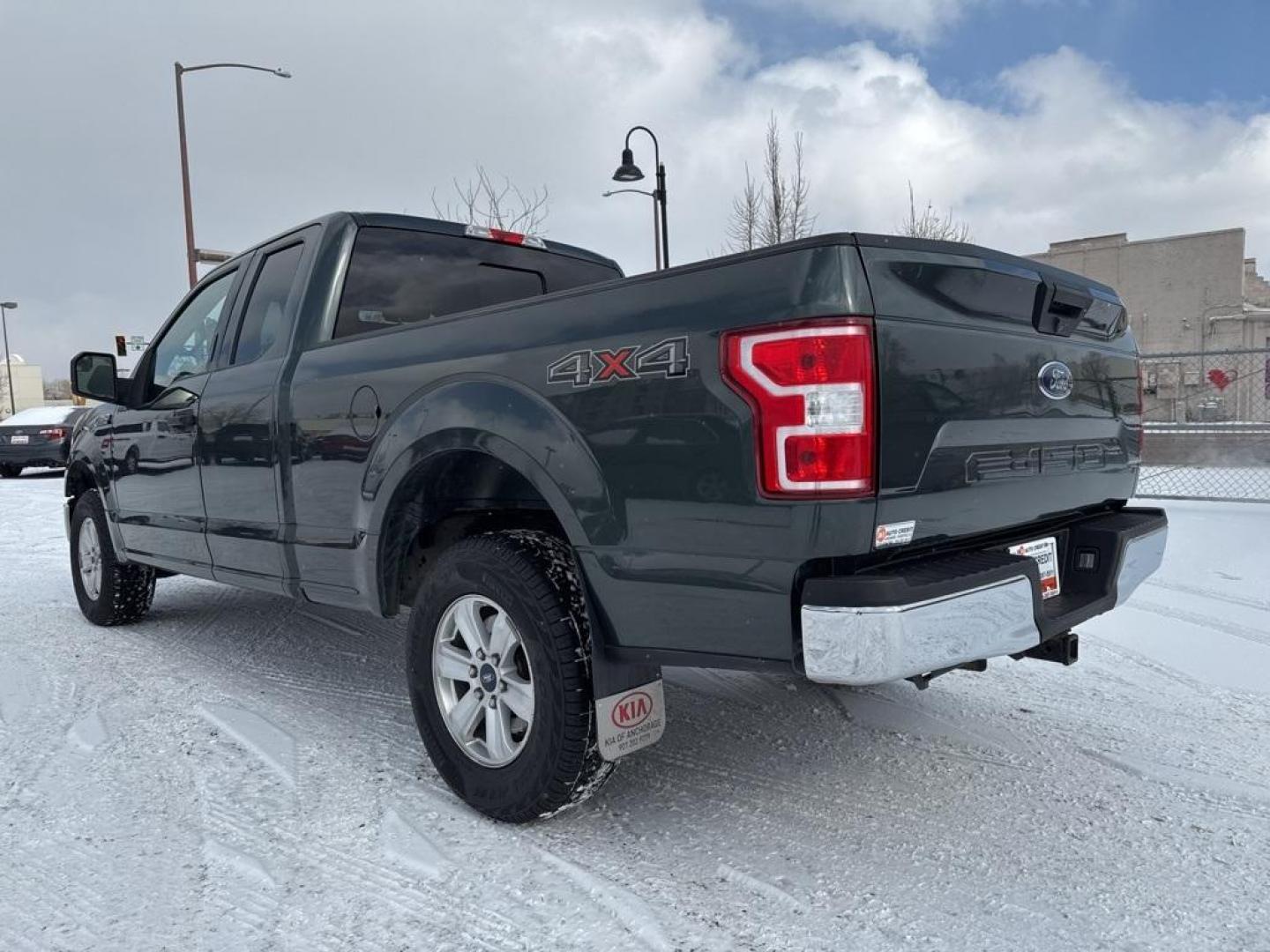 2018 Guard Metallic /Dark Earth Gray Ford F-150 XLT (1FTFX1E58JK) with an 5.0L V8 engine, Automatic transmission, located at 10890 W. Colfax Ave., Lakewood, CO, 80215, (303) 274-7692, 39.739914, -105.120132 - 2018 Ford F-150 XLT, 4WD All Cars Have Clean Titles And Are Serviced Before Sale., Clean Carfax, No Accident, Backup Camera, Non Smoker, F-150 XLT, 5.0L V8, 4WD.<br><br>D1 Auto NEVER charges dealer fees! All cars have clean titles and have been inspected for mechanical issues. We have financing for - Photo#7