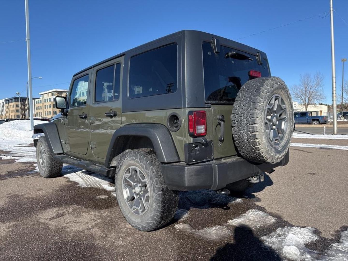 2015 Tank Clearcoat /Black Jeep Wrangler Unlimited Rubicon (1C4BJWFG7FL) with an 3.6L V6 24V VVT engine, Manual transmission, located at 10890 W. Colfax Ave., Lakewood, CO, 80215, (303) 274-7692, 39.739914, -105.120132 - 2015 Jeep Wrangler 4WDD1 Auto NEVER charges dealer fees! All cars have clean titles and have been inspected for mechanical issues. We have financing for everyone. Good credit, bad credit, first time buyers.Clean CARFAX.Please call Lakewood Location 303-274-7692 or Thornton 303-287-5511 to schedule a - Photo#6