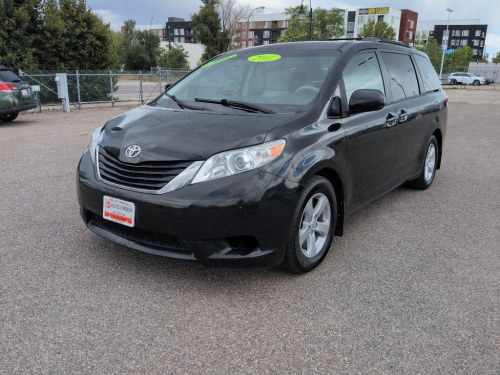 2011 Toyota Sienna LE 8-PASS V6